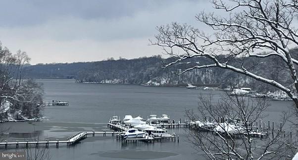 PORT ISLE - Residential