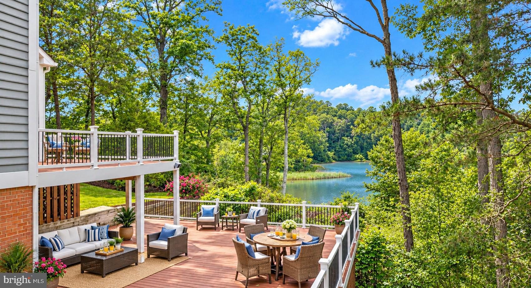 575 LAUREL ROAD