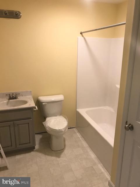 THORNWOOD VILLAGE - Residential
