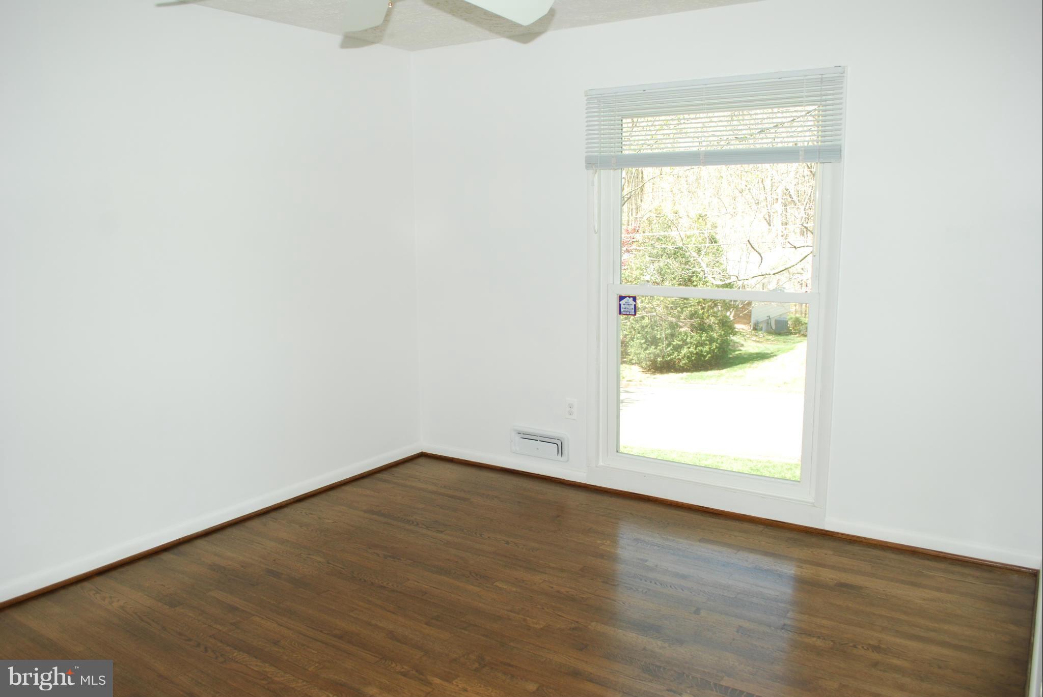 FAIRFAX VILLA - Residential