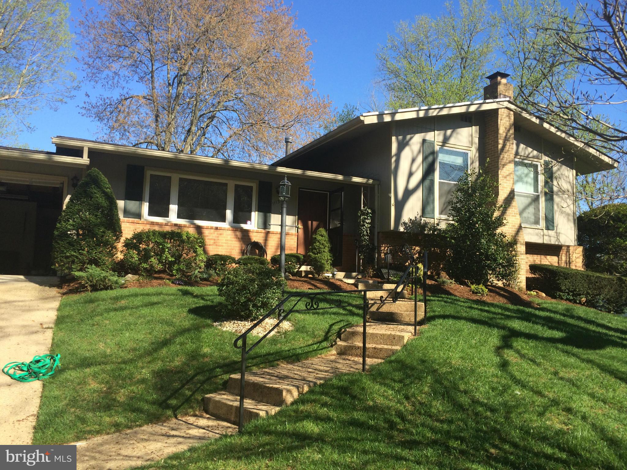 FAIRFAX VILLA - Residential