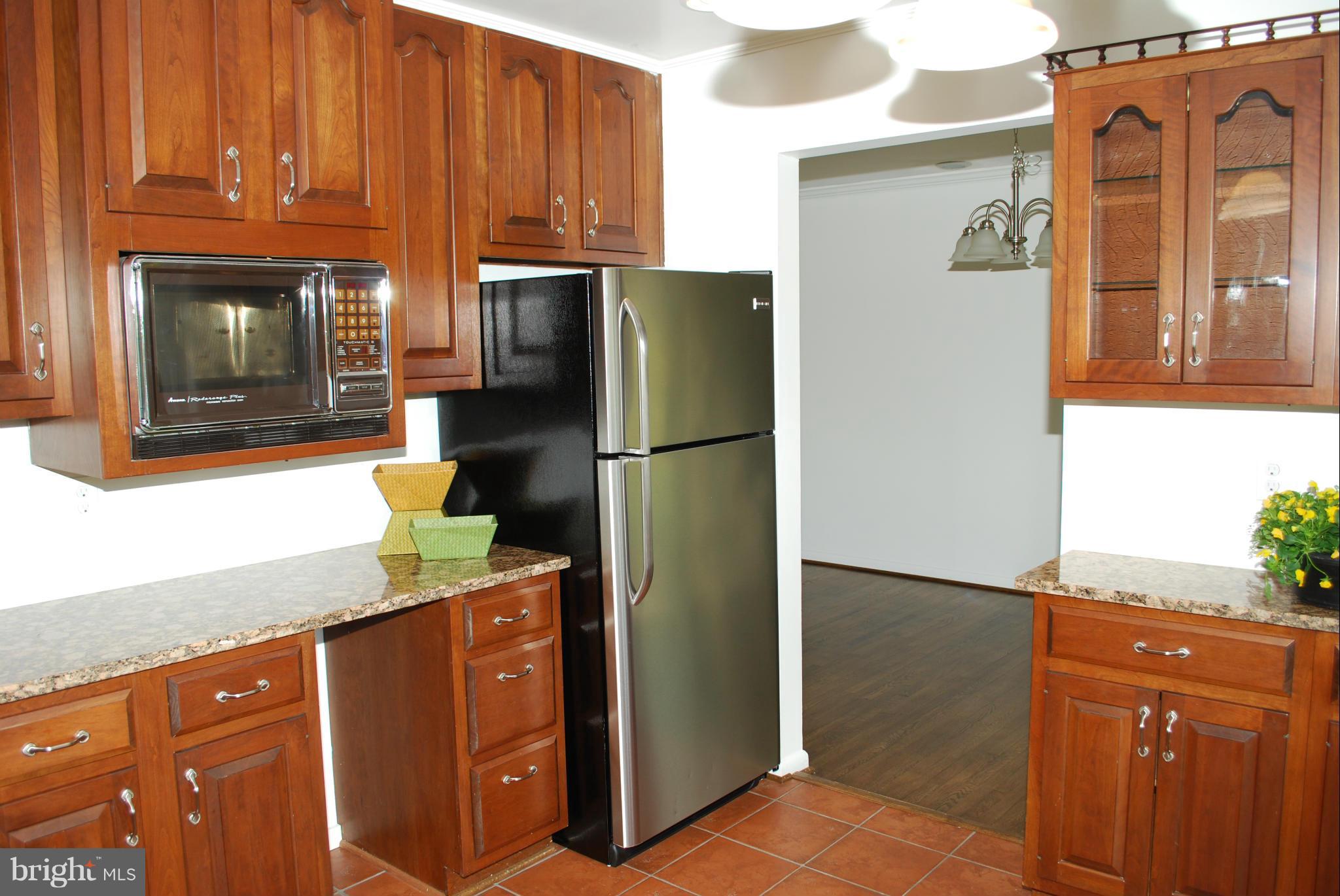 FAIRFAX VILLA - Residential