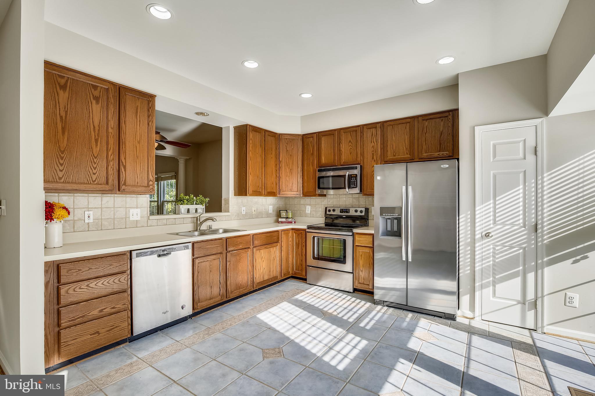 COMPTON VILLAGE - Residential