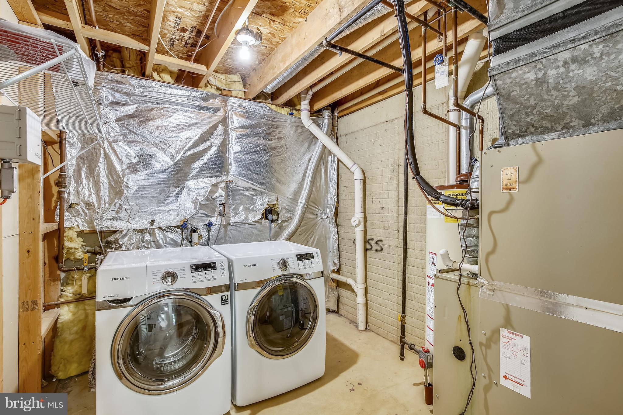 COMPTON VILLAGE - Residential