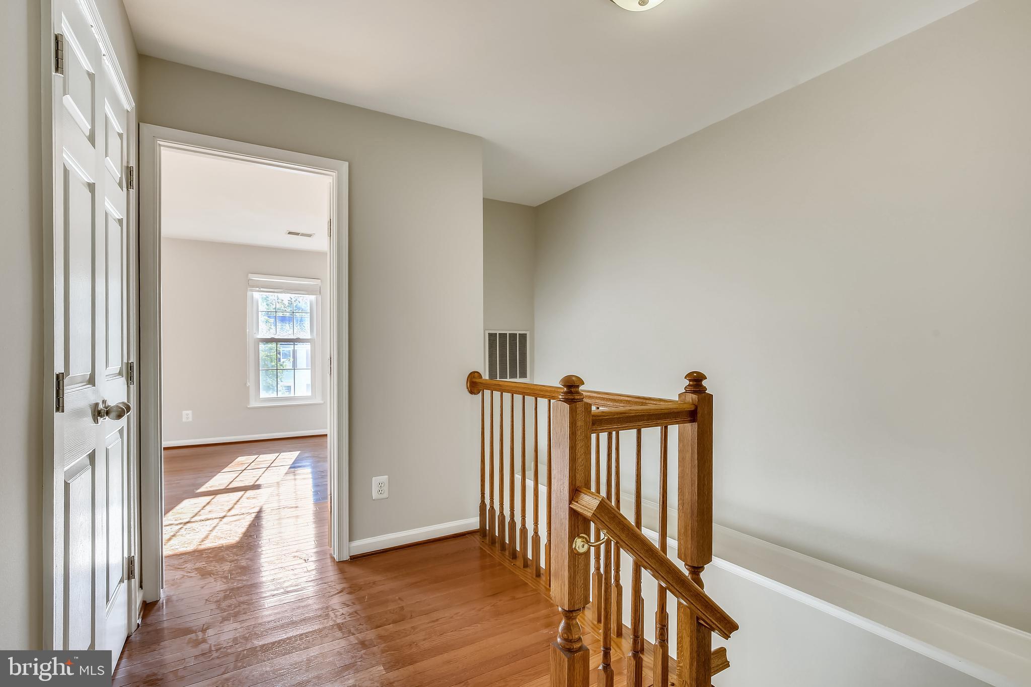 COMPTON VILLAGE - Residential