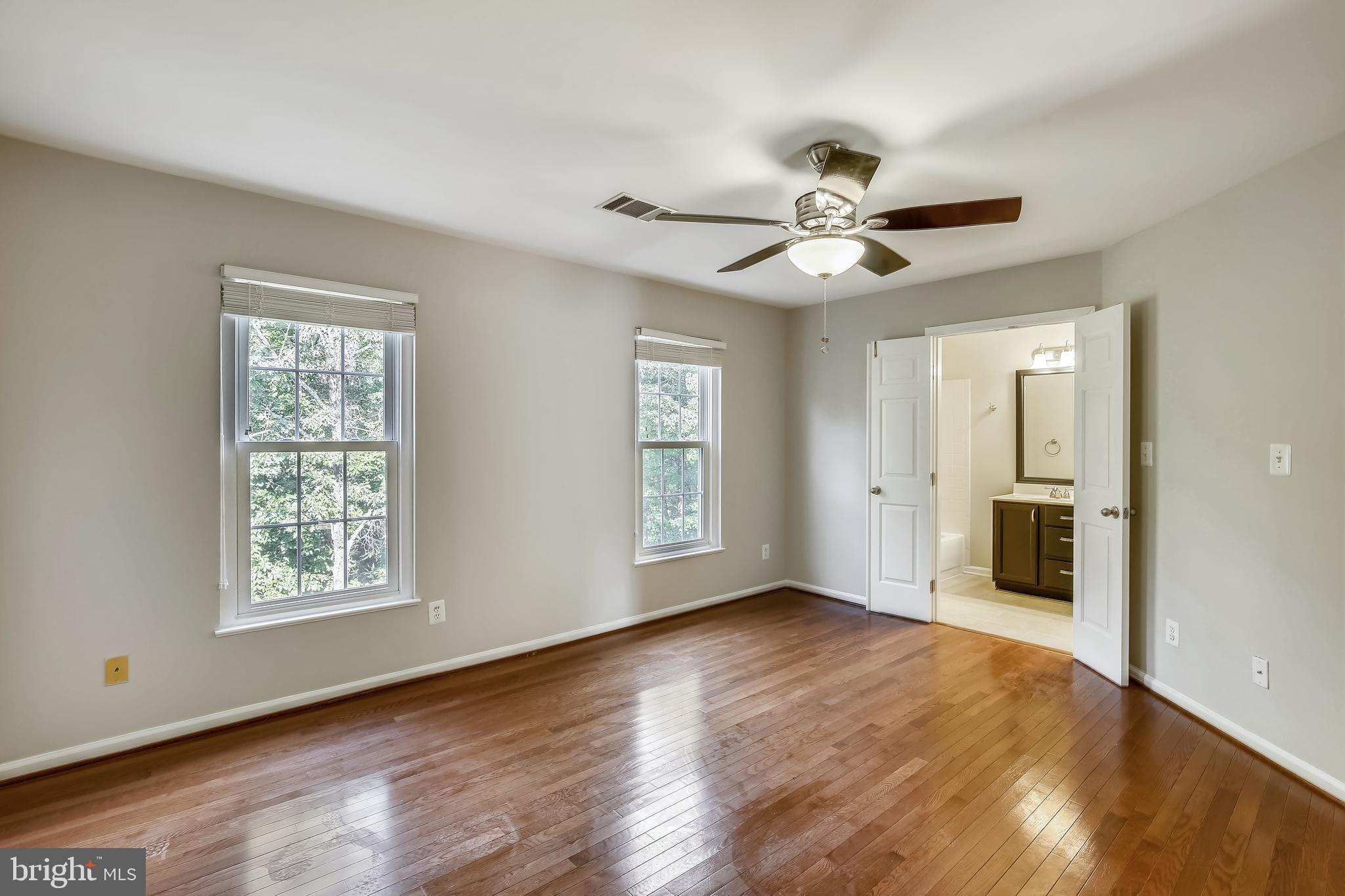 COMPTON VILLAGE - Residential