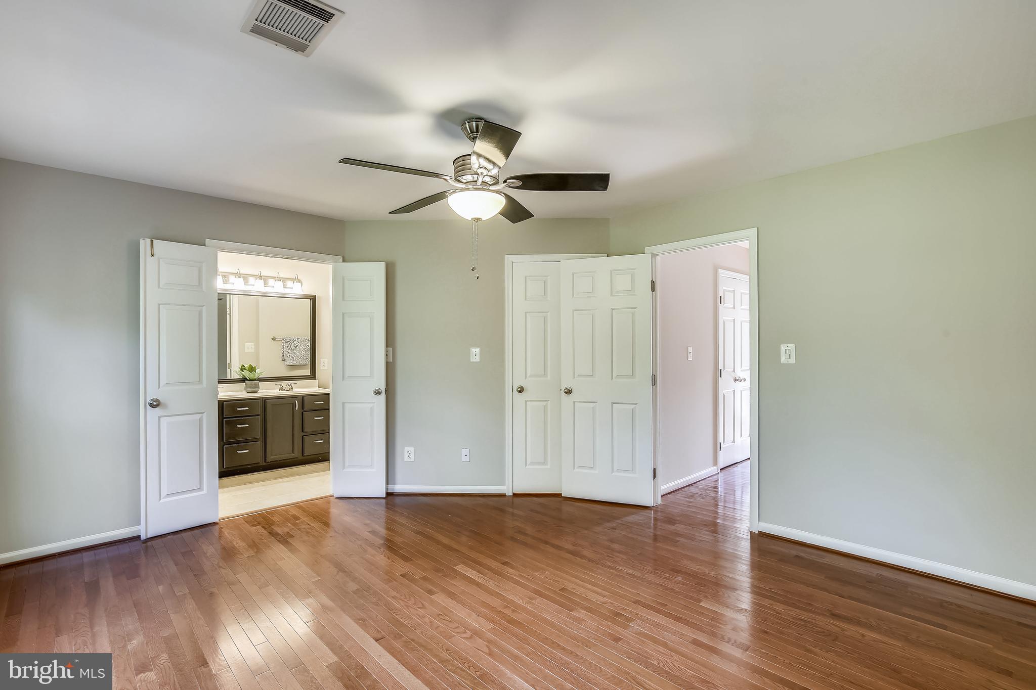 COMPTON VILLAGE - Residential