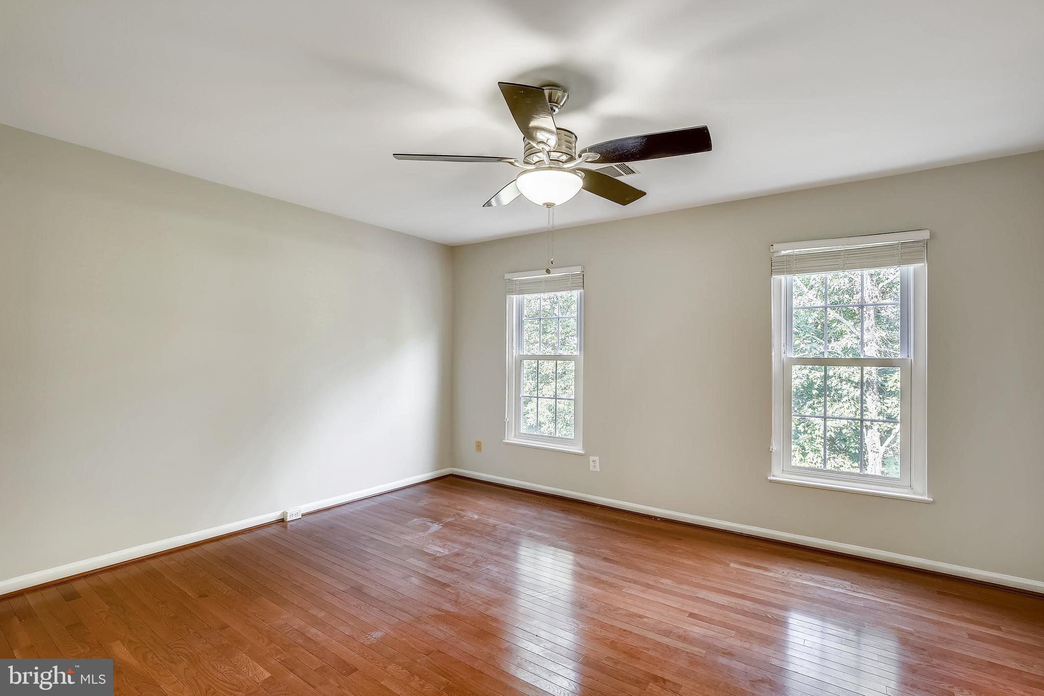 COMPTON VILLAGE - Residential