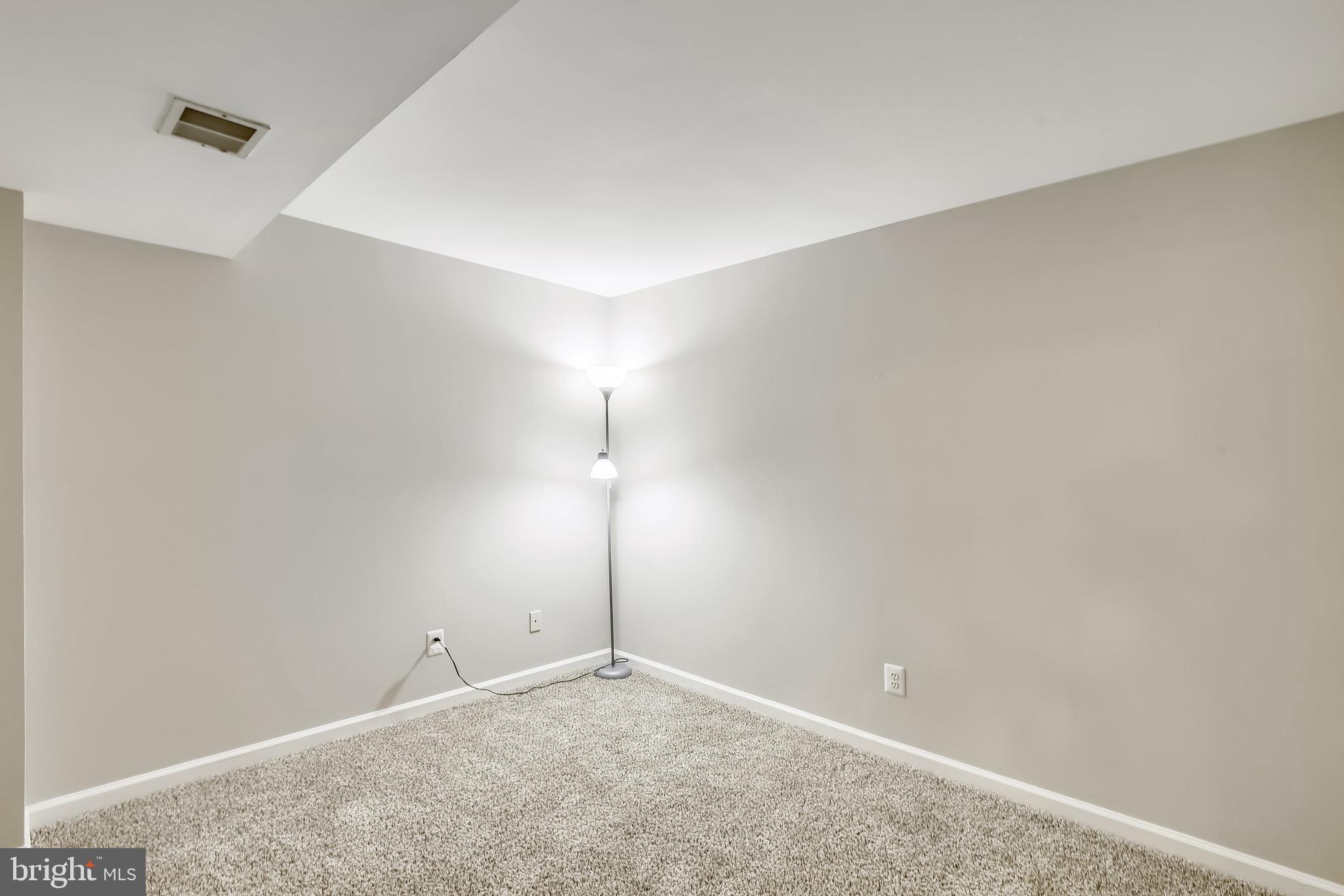 COMPTON VILLAGE - Residential