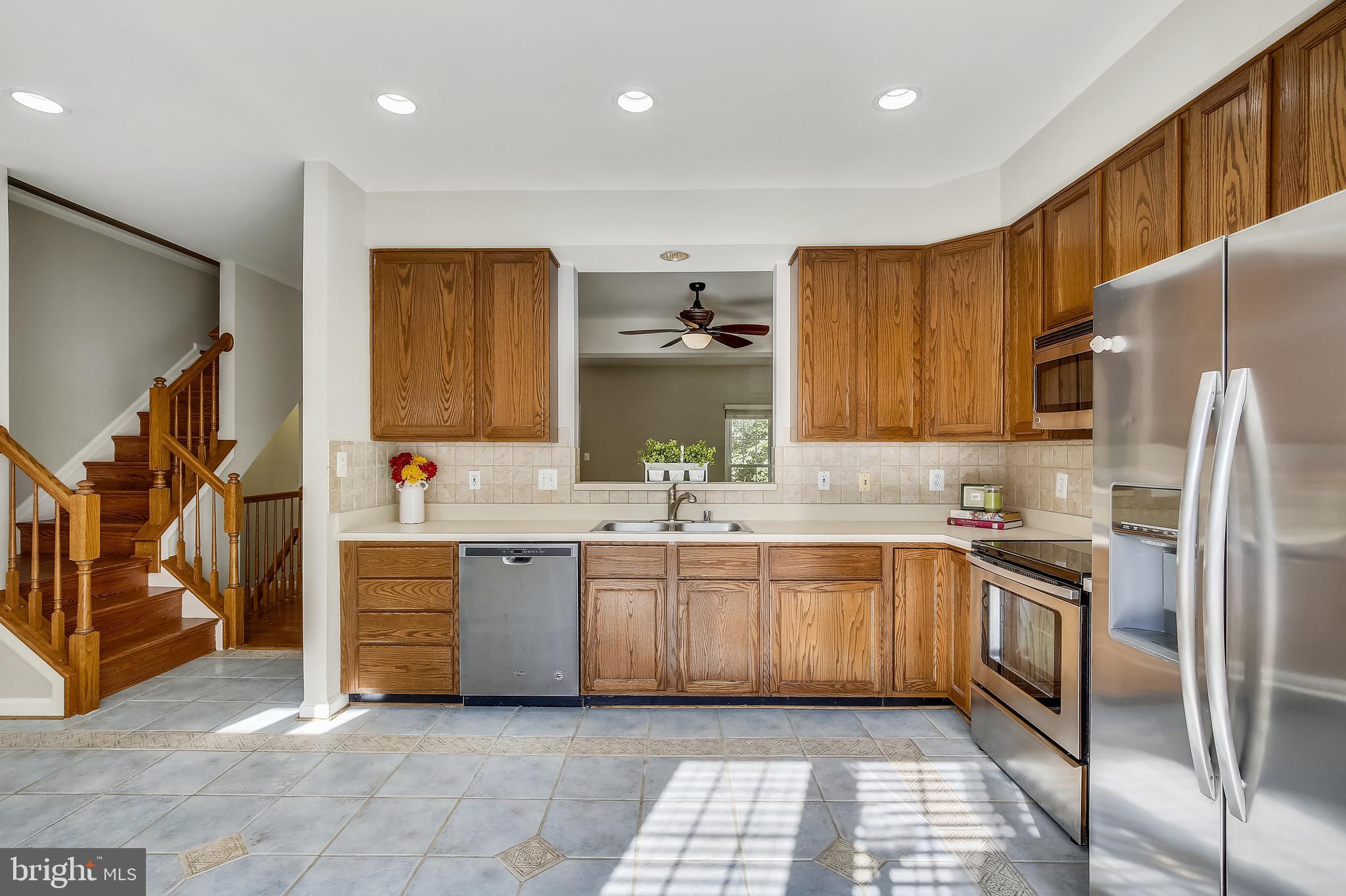 COMPTON VILLAGE - Residential