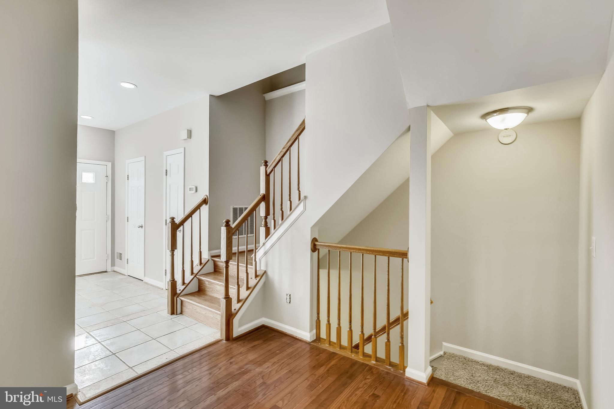 COMPTON VILLAGE - Residential