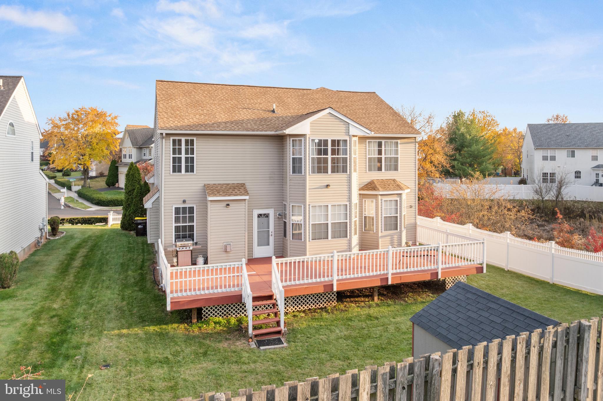 OLDE VILLAGE - Residential