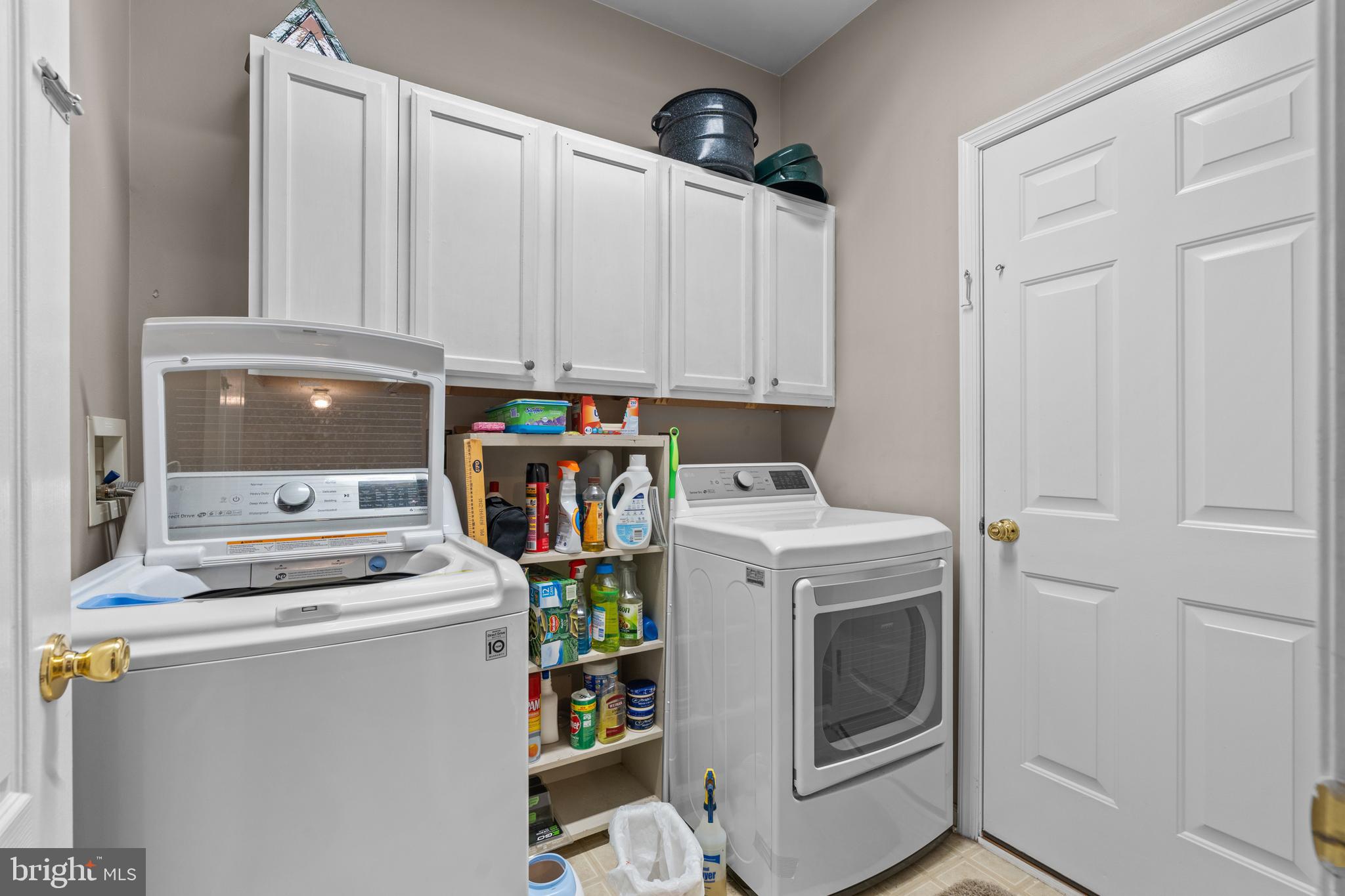 OLDE VILLAGE - Residential