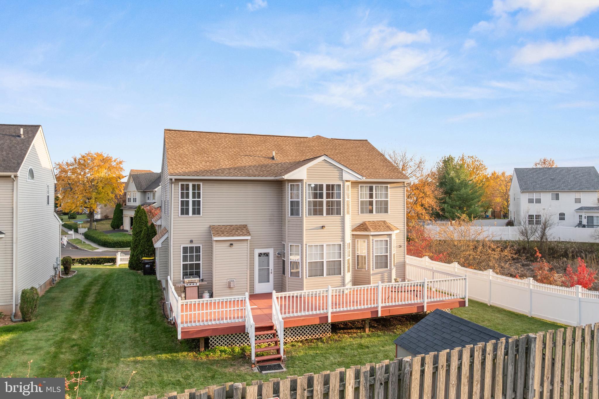 OLDE VILLAGE - Residential