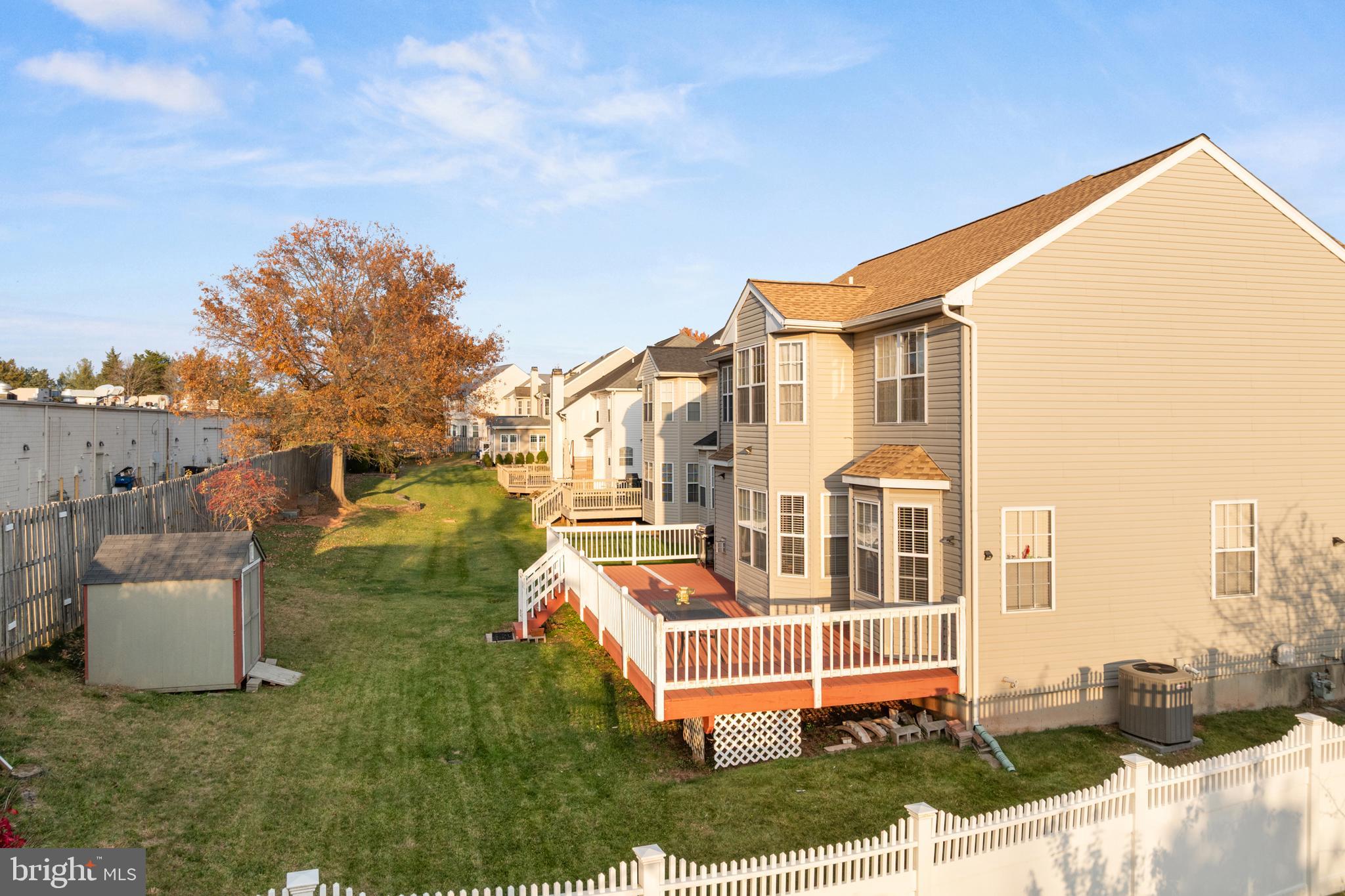 OLDE VILLAGE - Residential
