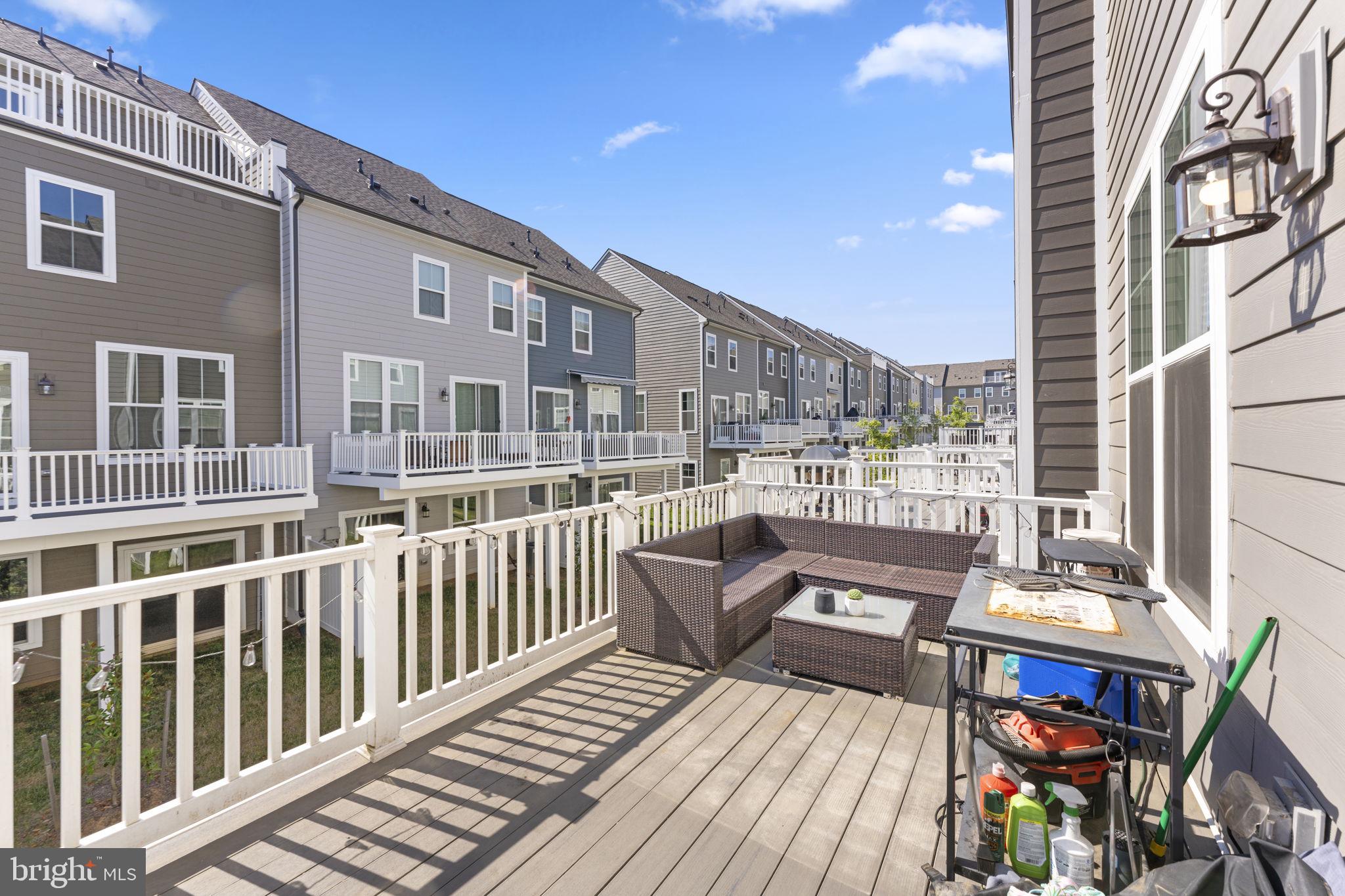 POTOMAC SHORES - Residential