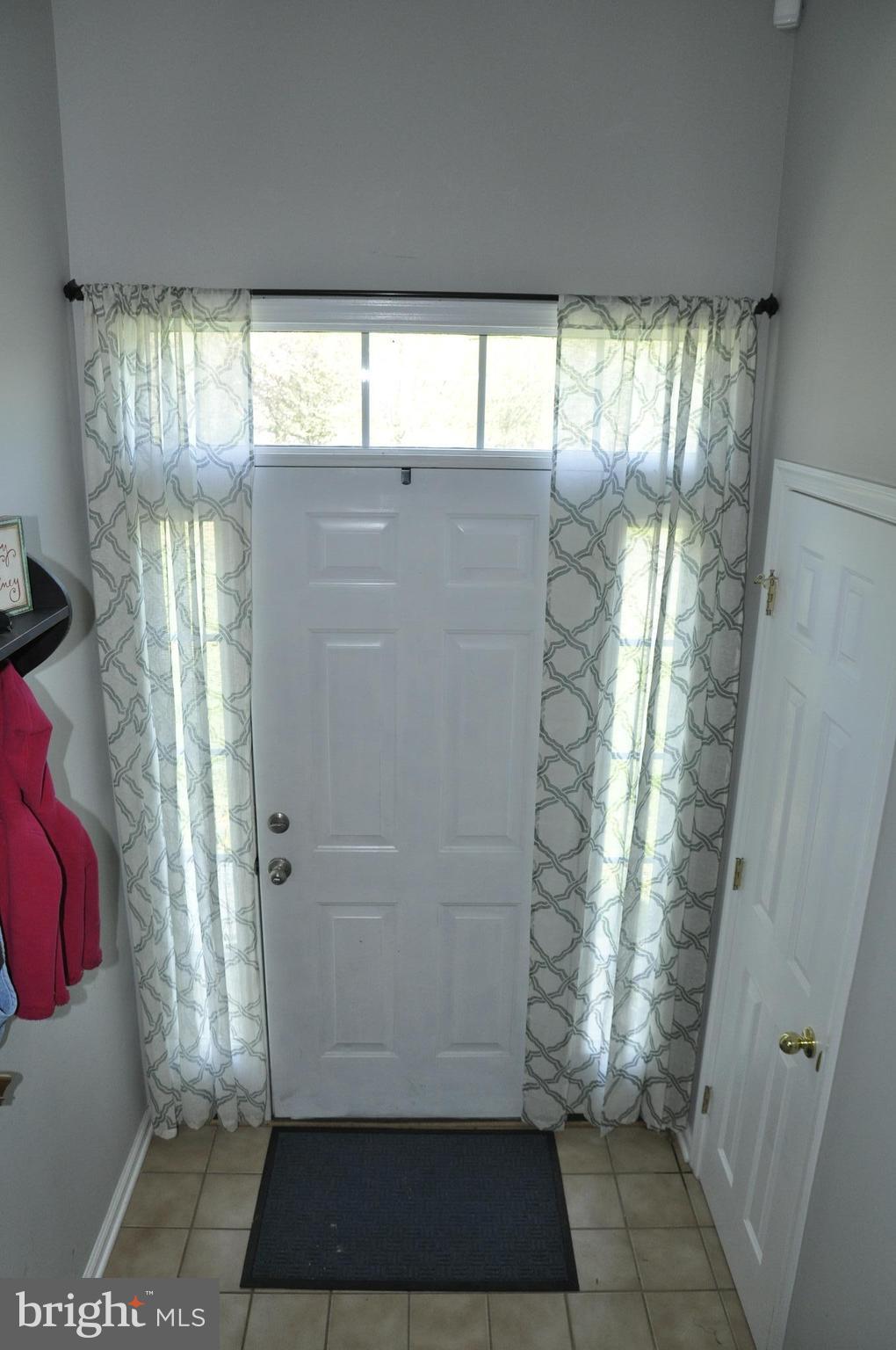 ROUND HILL - Residential