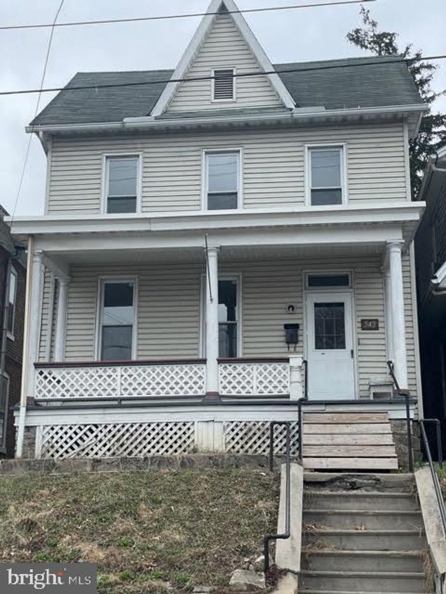 3 Large bedrooms, remodeled bath, 200 amp service, fenced yard, replacement windows, 2 car garage or use other side as workshop. Natural wood trim.Just freshly painted, Fenced yard except one front corner), Sump pump added in basement, vinyl sided.
