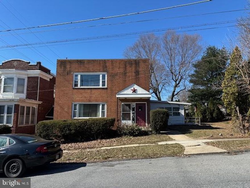 Great opportunity to own a 4 unit in great location of Harrisburg! This unique deal comes with 3 tax parcels, 558 S 24th St, 556 S 24th St and 550 S 24th St. Two of the tax parcels are vacant lots giving the potential to develop the land! The basement tenant is moving out 10/31/25, unit 1 is currently vacant and unit 2 and 3 are rented to great tenants!