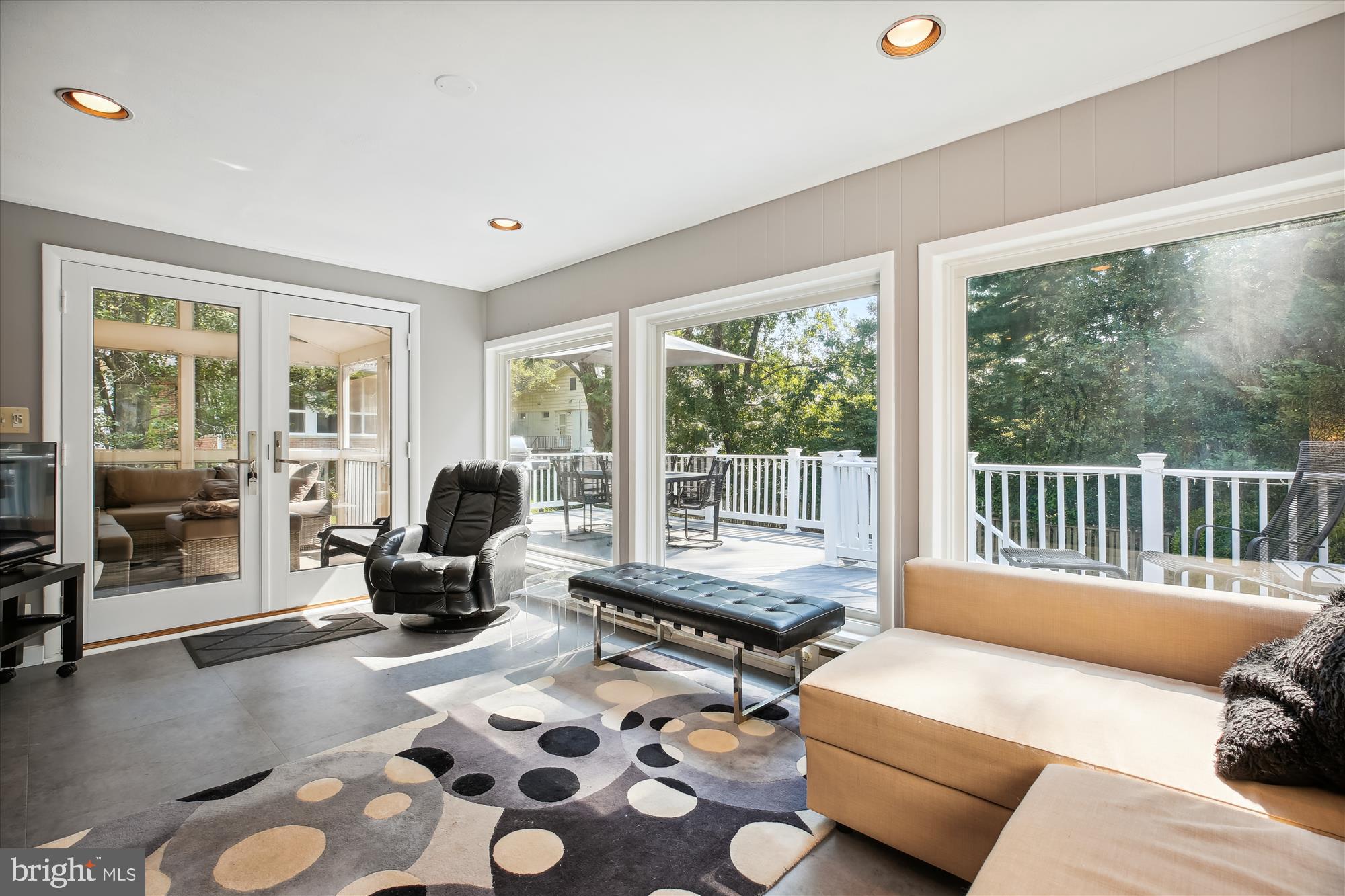 KENWOOD PARK - Residential Lease