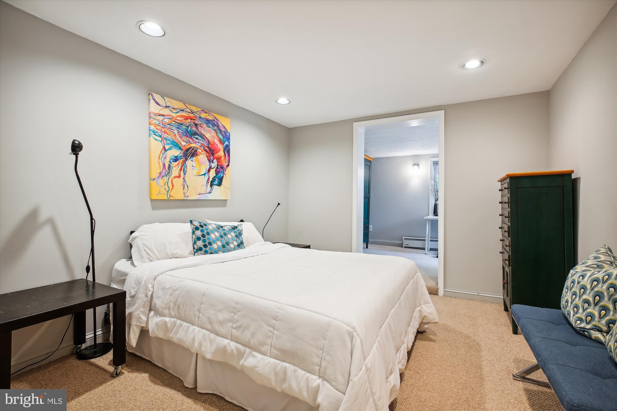 KENWOOD PARK - Residential Lease