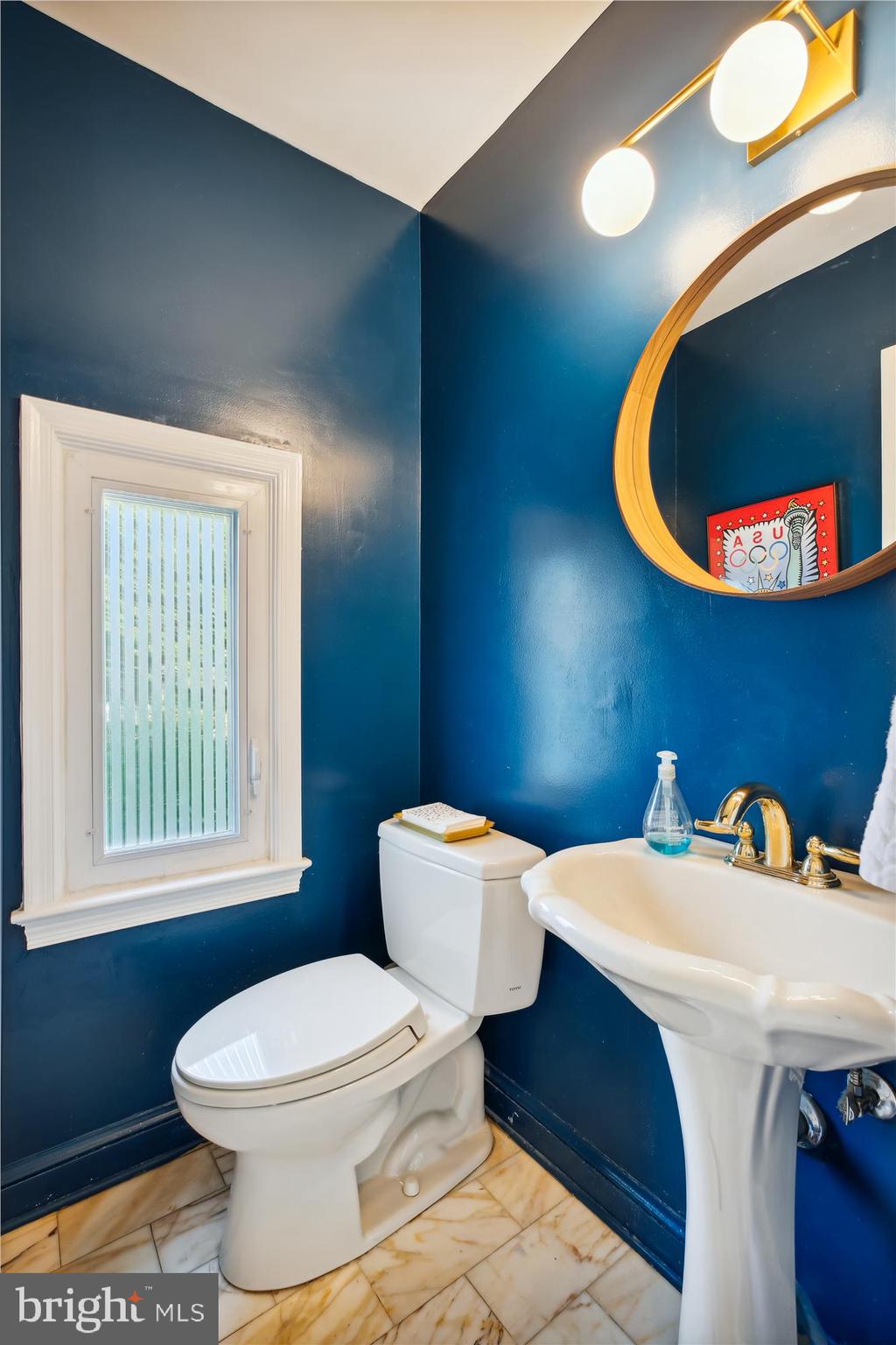 KENWOOD PARK - Residential Lease