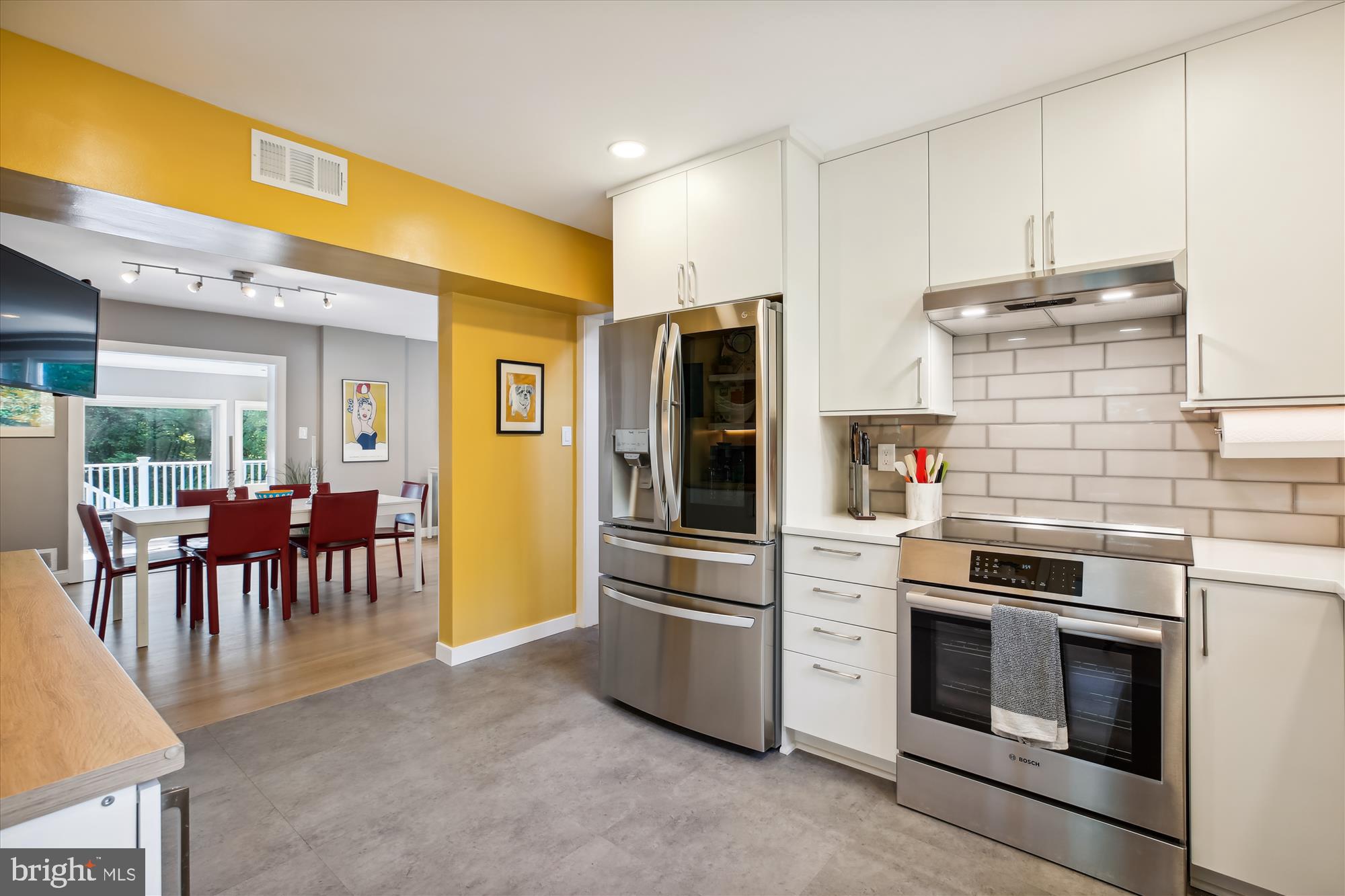 KENWOOD PARK - Residential Lease