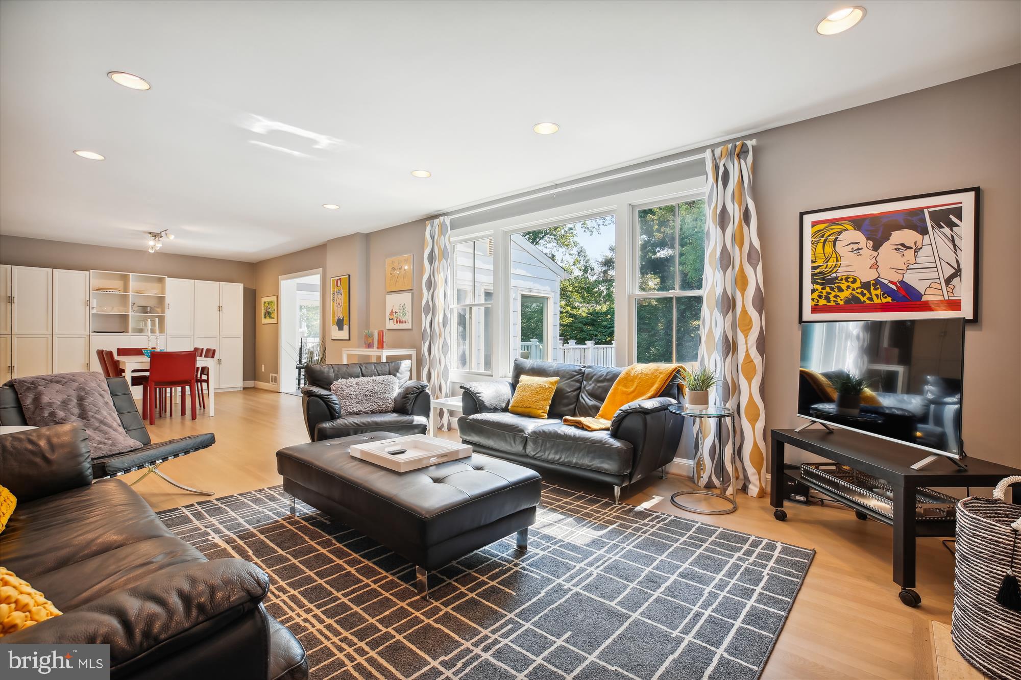 KENWOOD PARK - Residential Lease