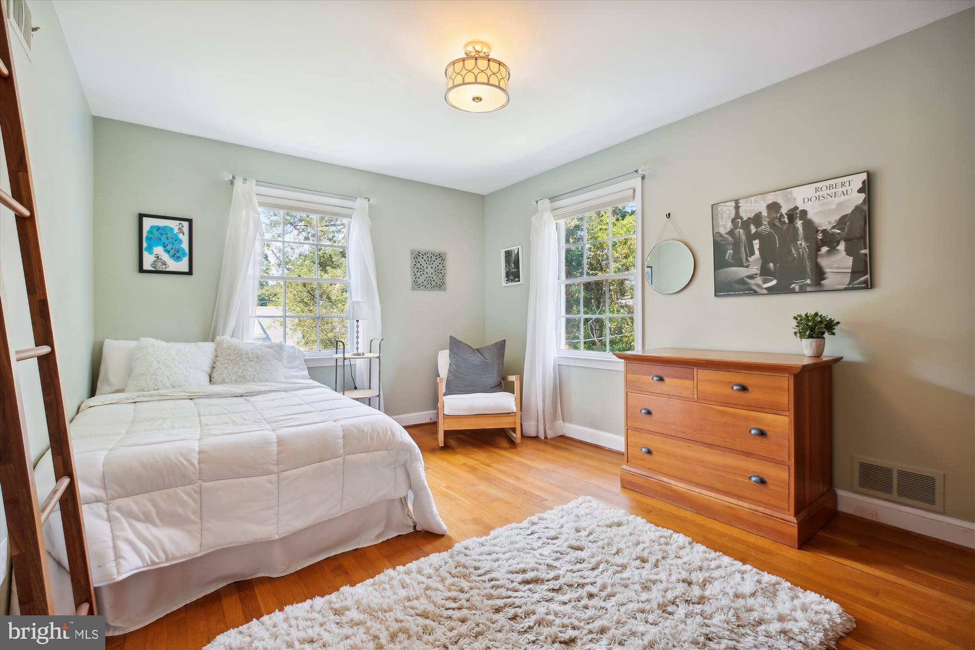 KENWOOD PARK - Residential Lease