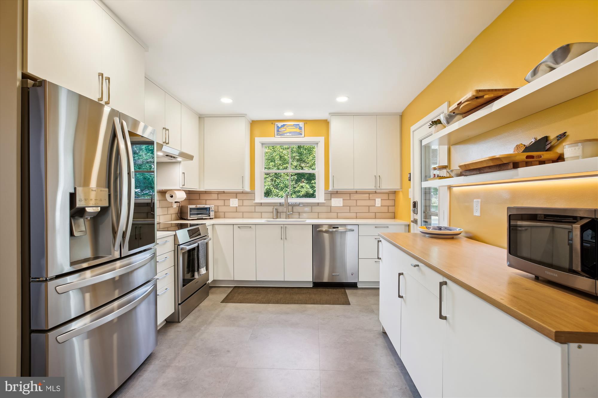 KENWOOD PARK - Residential Lease