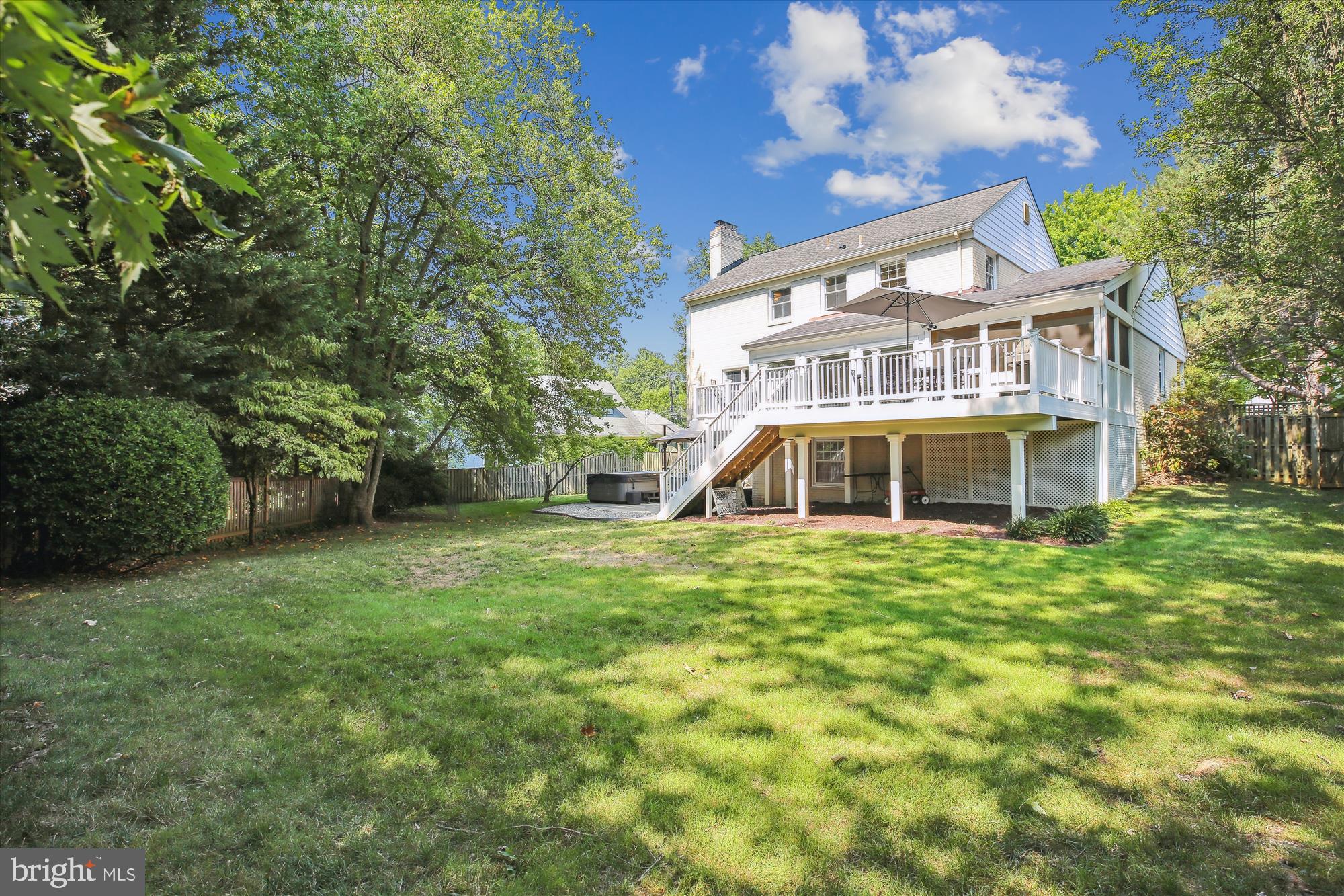 KENWOOD PARK - Residential Lease