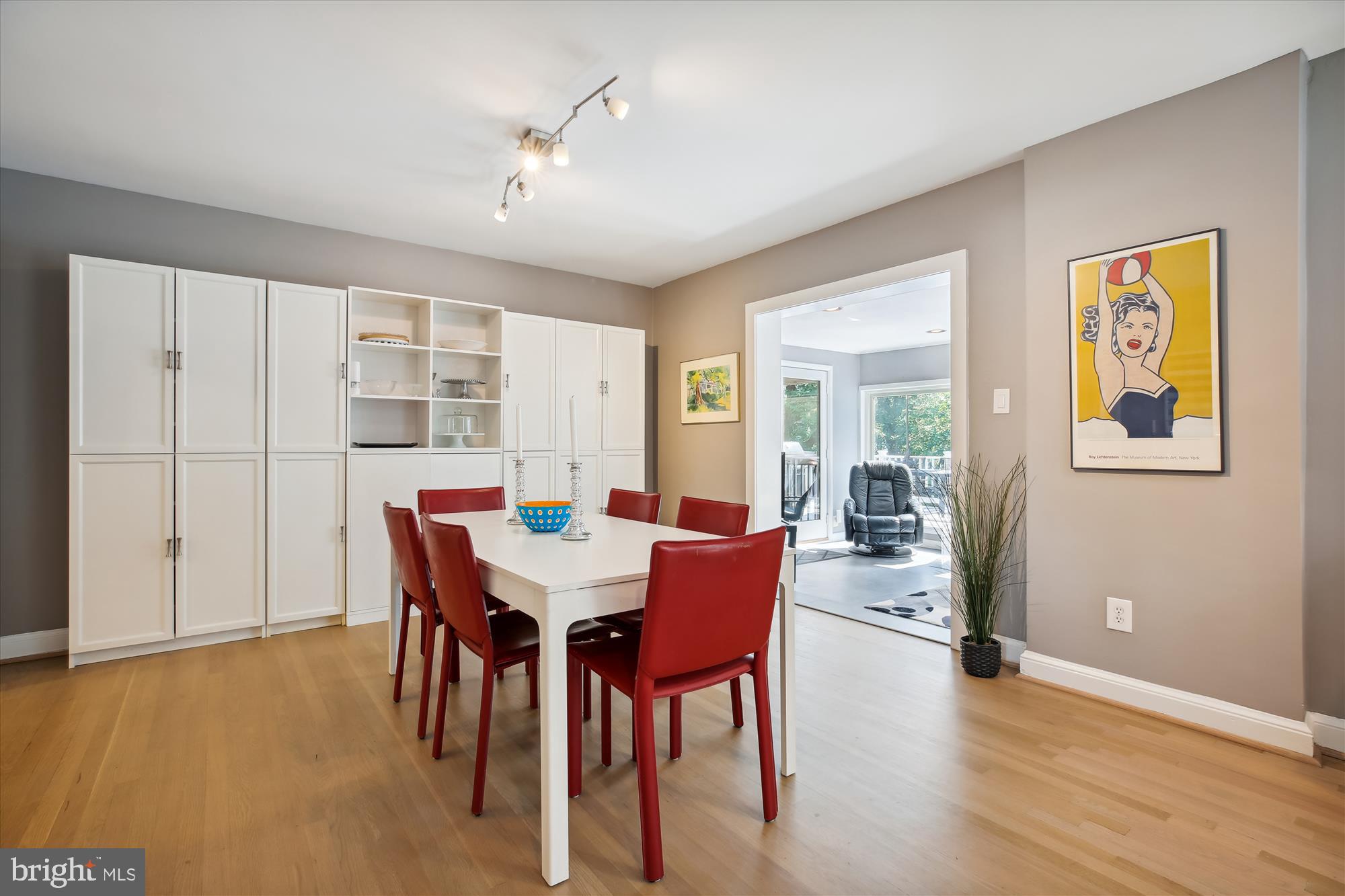 KENWOOD PARK - Residential Lease