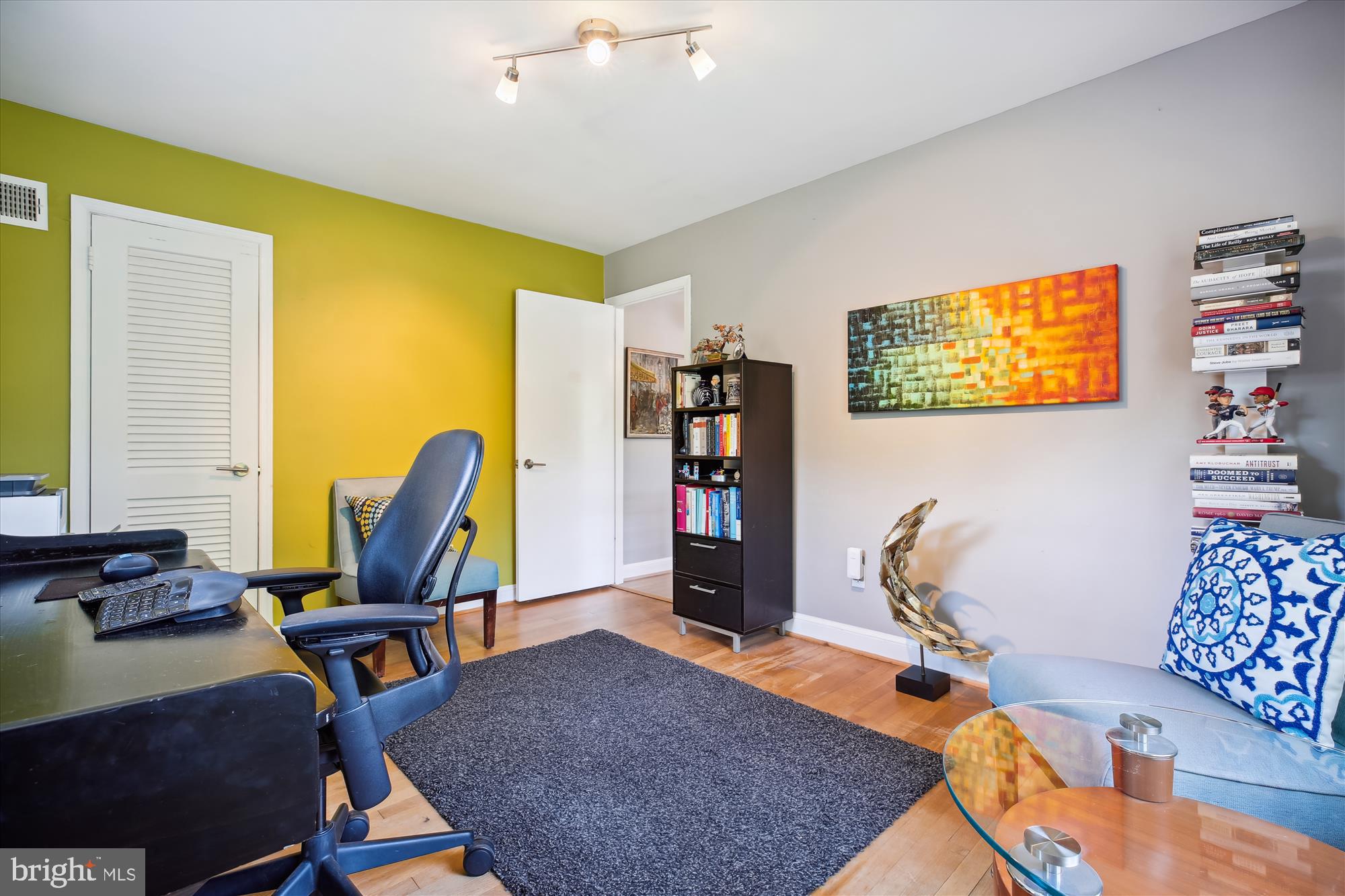 KENWOOD PARK - Residential Lease