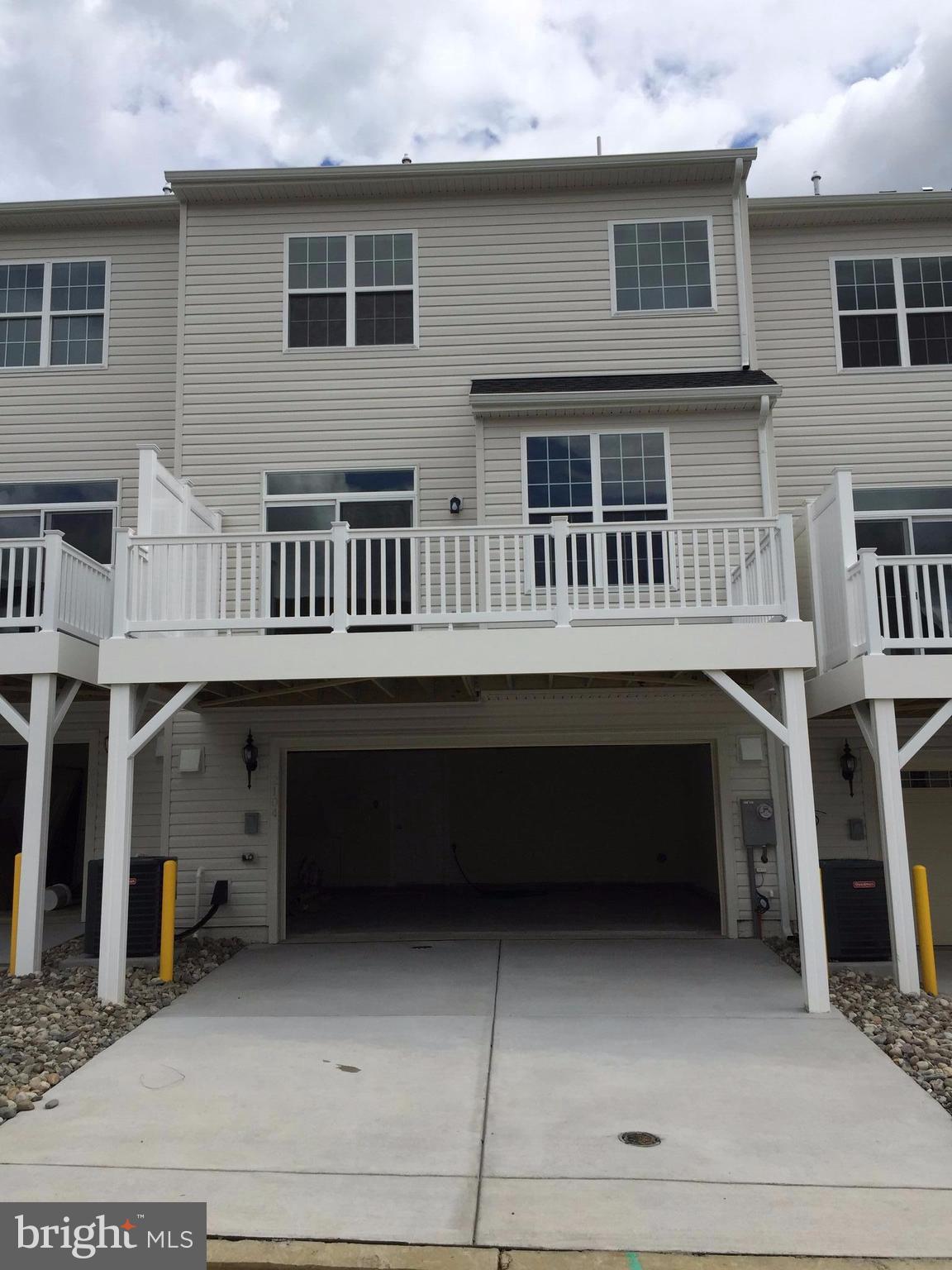 BALK HILL VILLAGE - Residential Lease