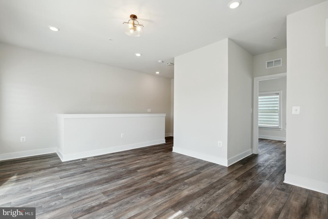 CROWN FARM - Residential Lease