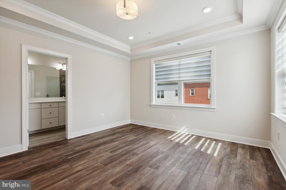 CROWN FARM - Residential Lease