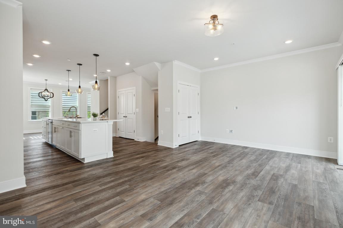 CROWN FARM - Residential Lease