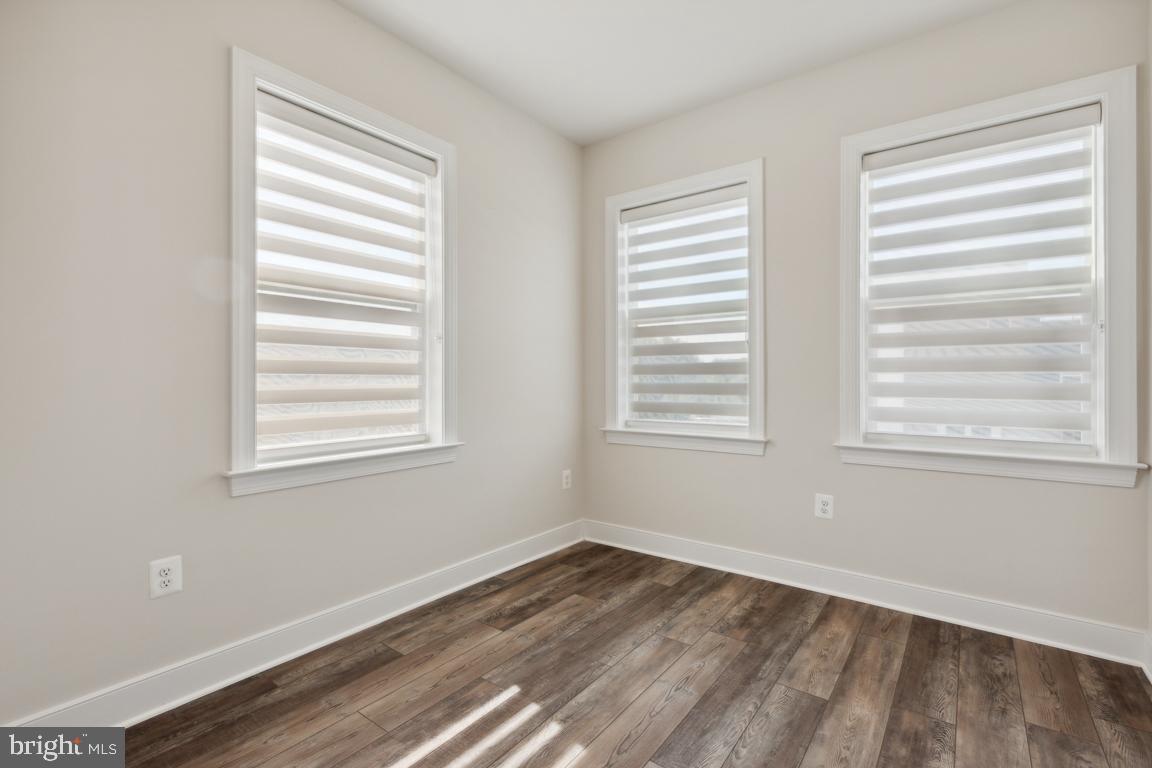 CROWN FARM - Residential Lease