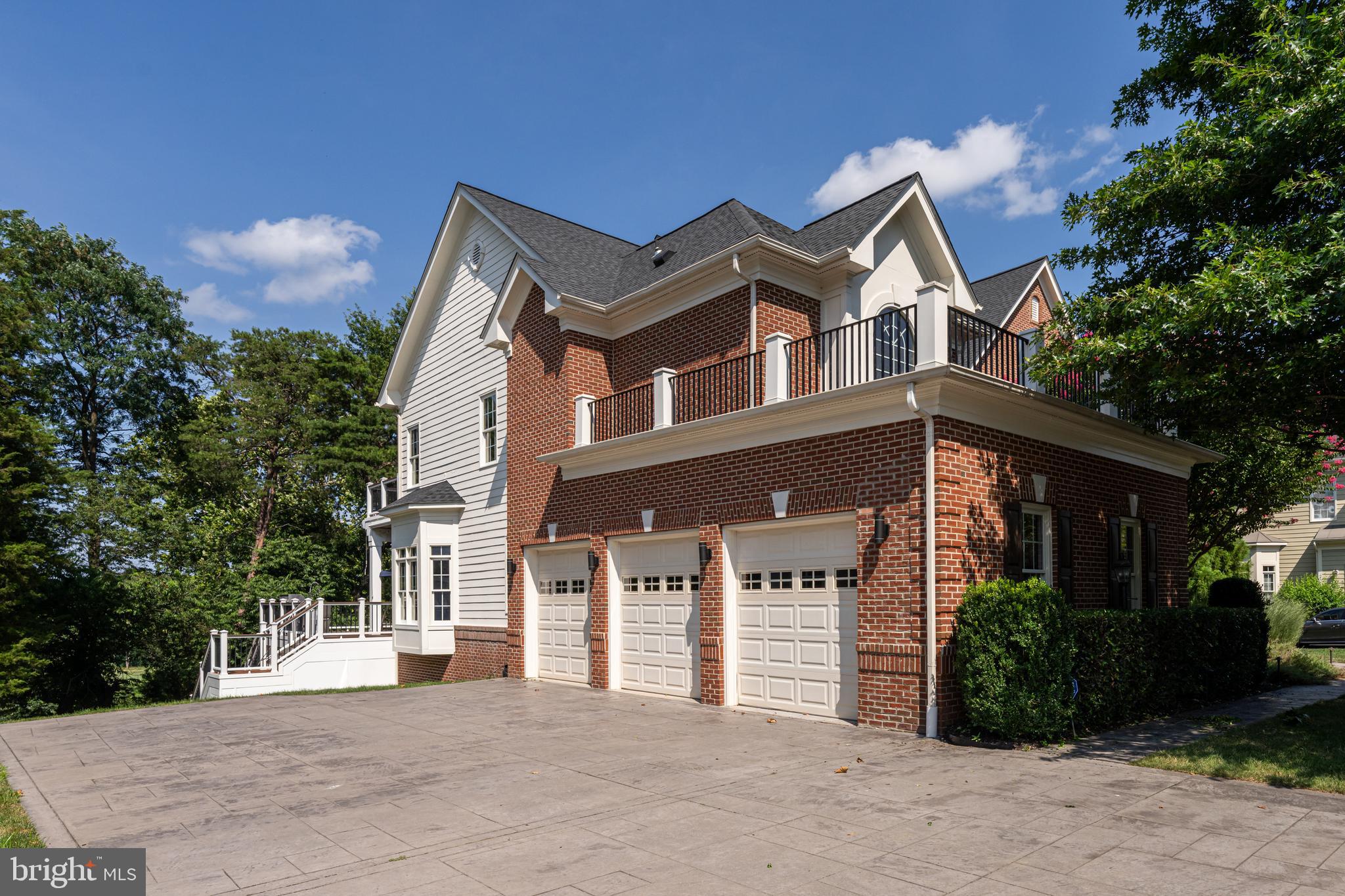 18852 RIDGEBACK COURT