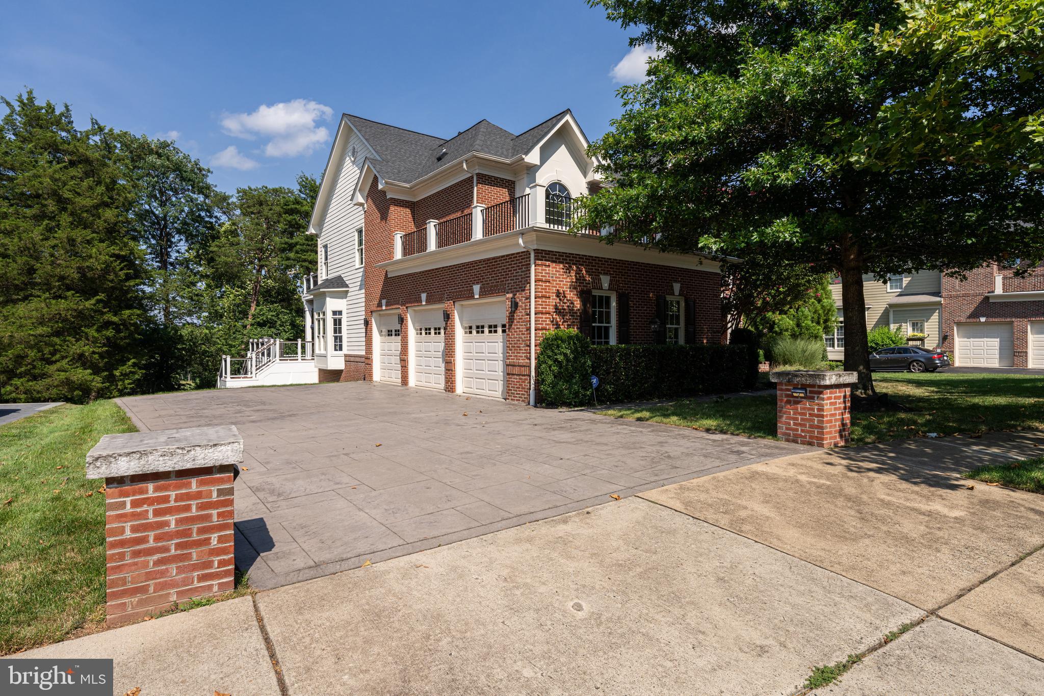 18852 RIDGEBACK COURT