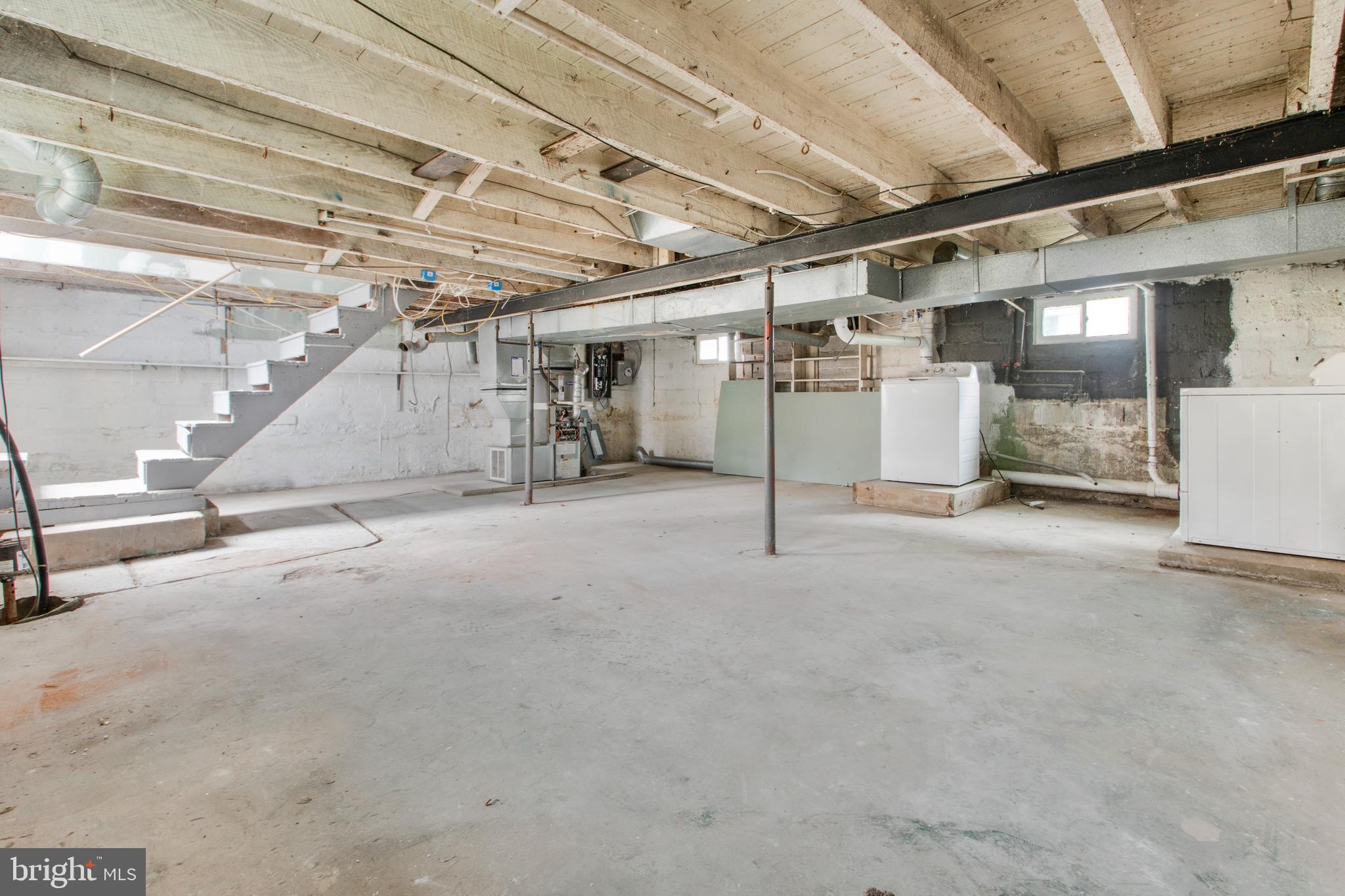 MOUNT WASHINGTON - Residential