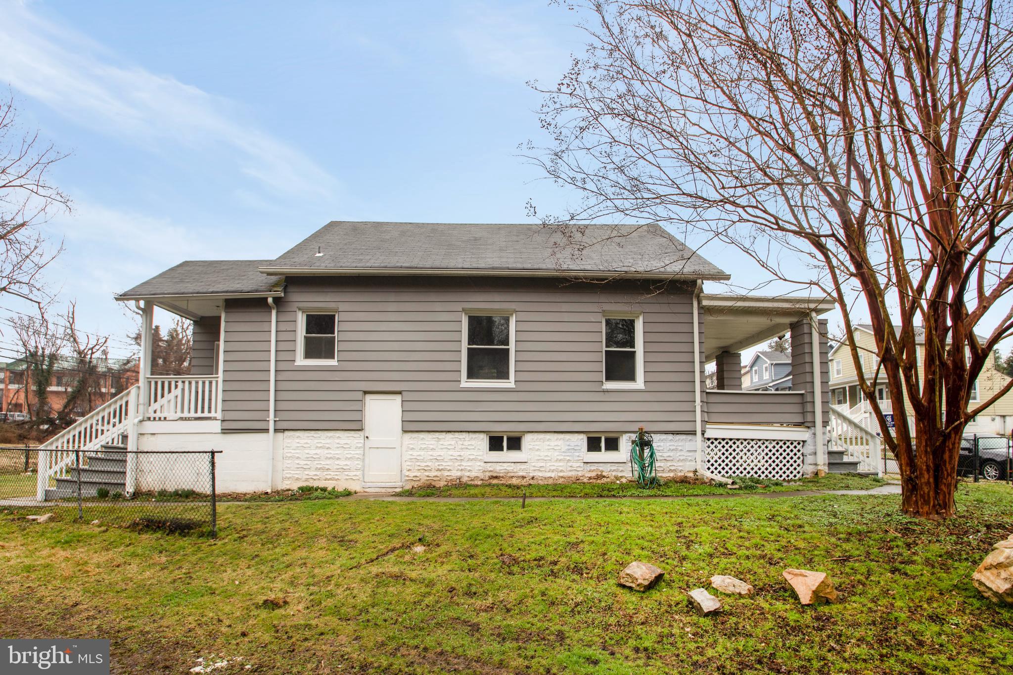 MOUNT WASHINGTON - Residential