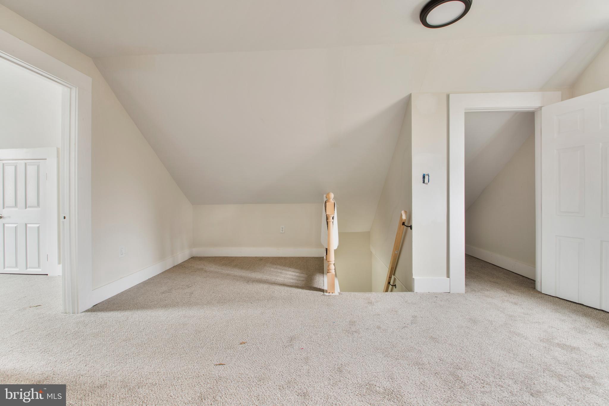 MOUNT WASHINGTON - Residential