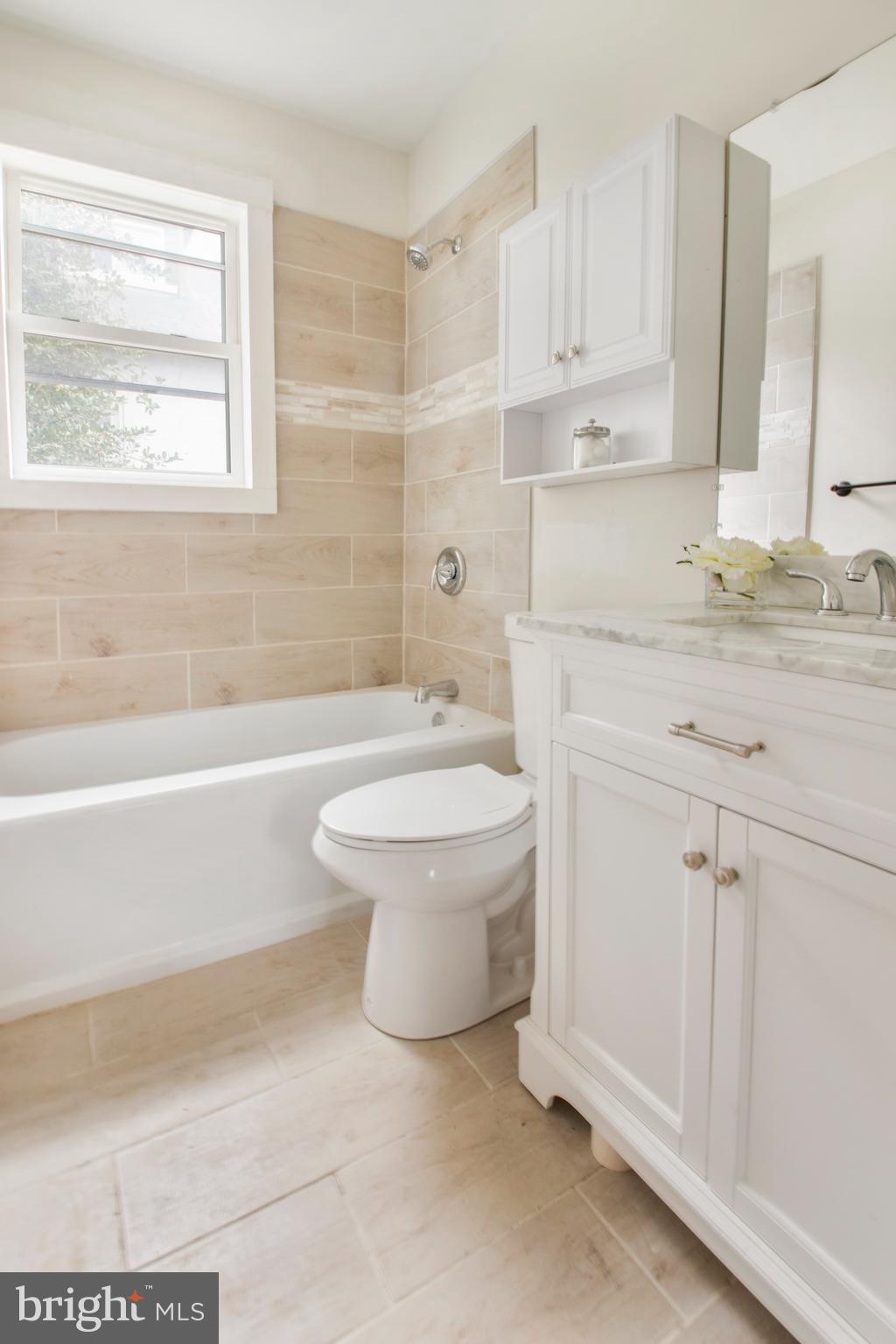 MOUNT WASHINGTON - Residential