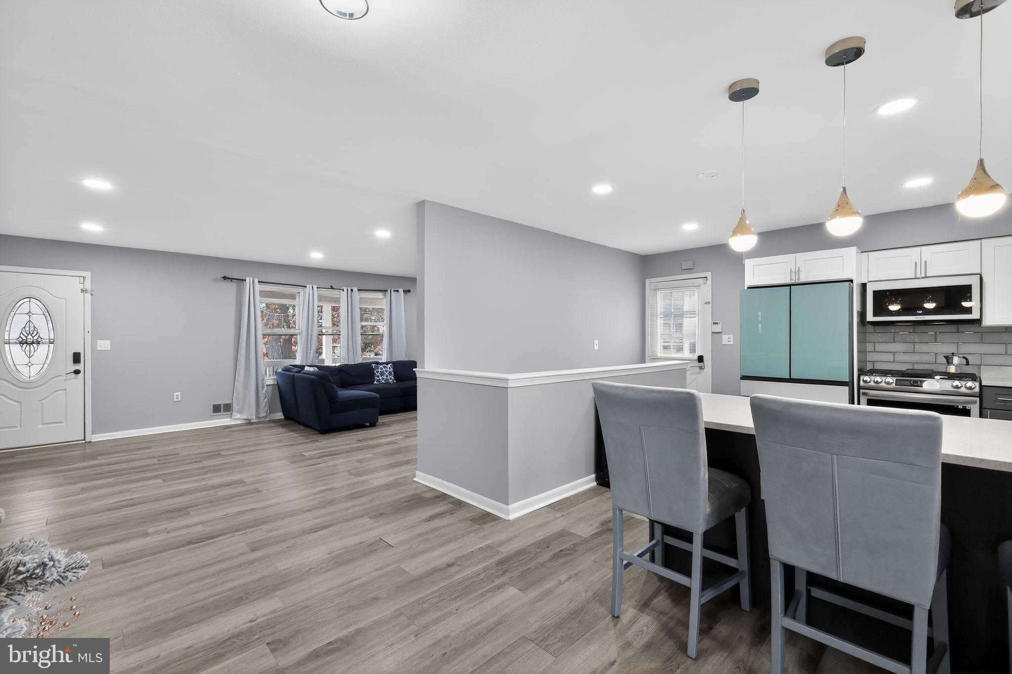 COLLEGE PARK - Residential