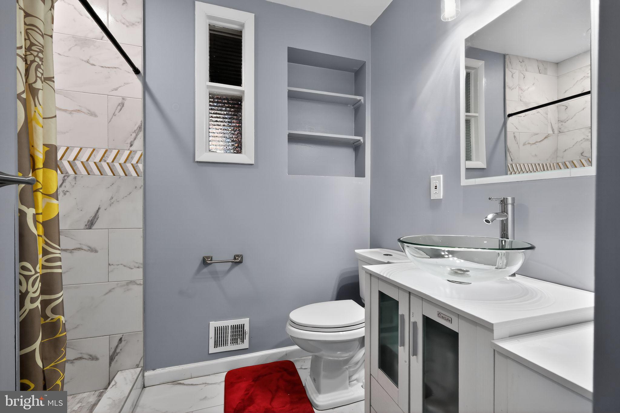 COLLEGE PARK - Residential