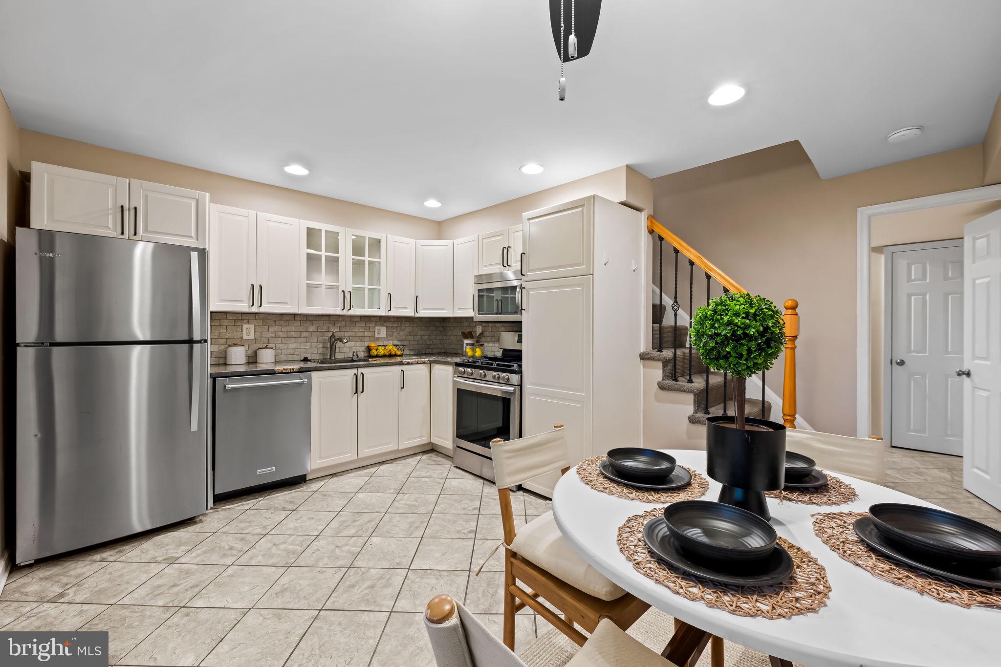 EASTFIELD - Residential