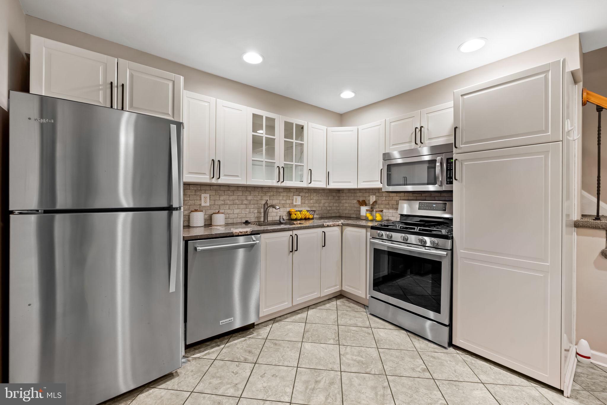 EASTFIELD - Residential