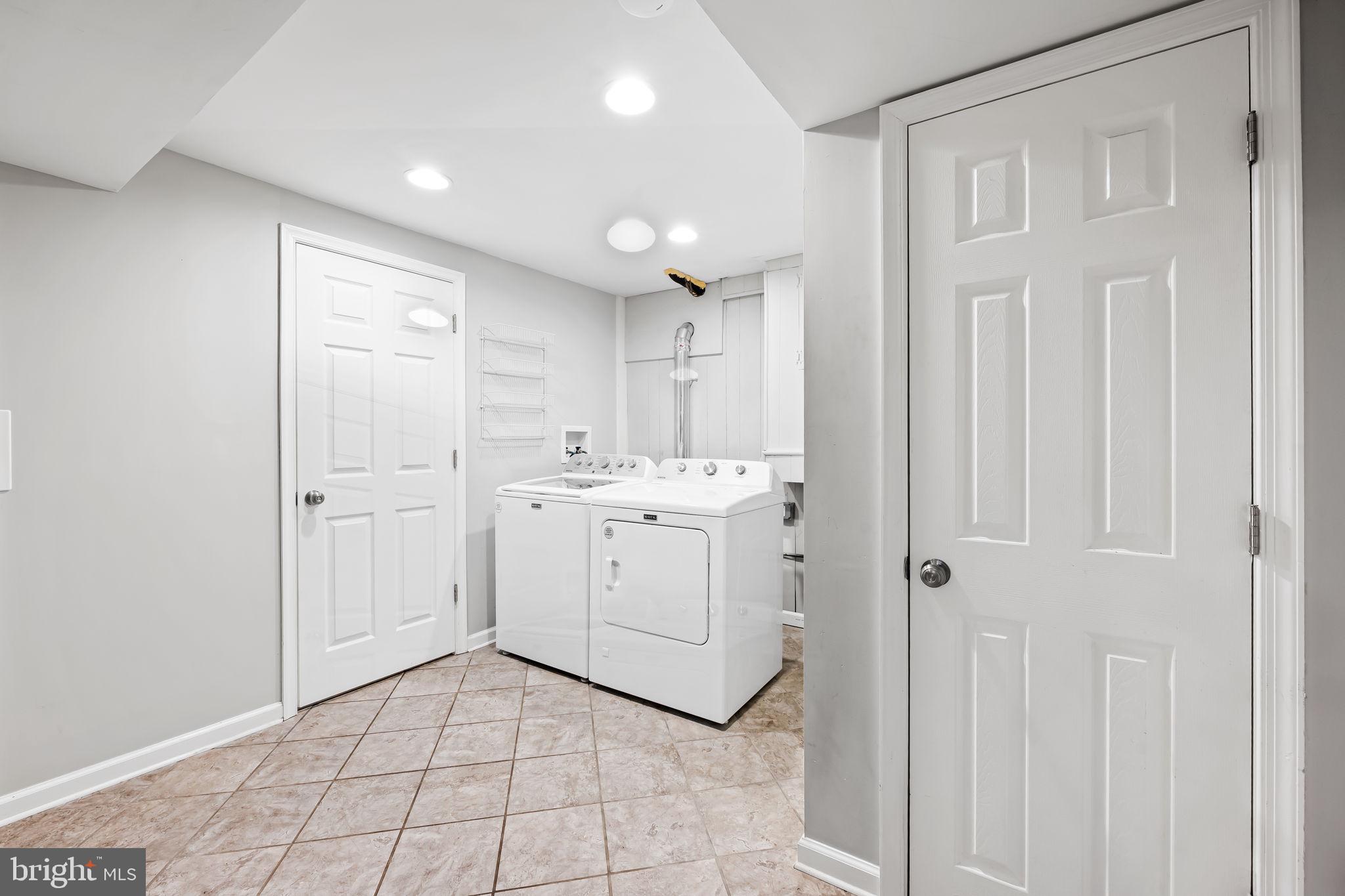 EASTFIELD - Residential