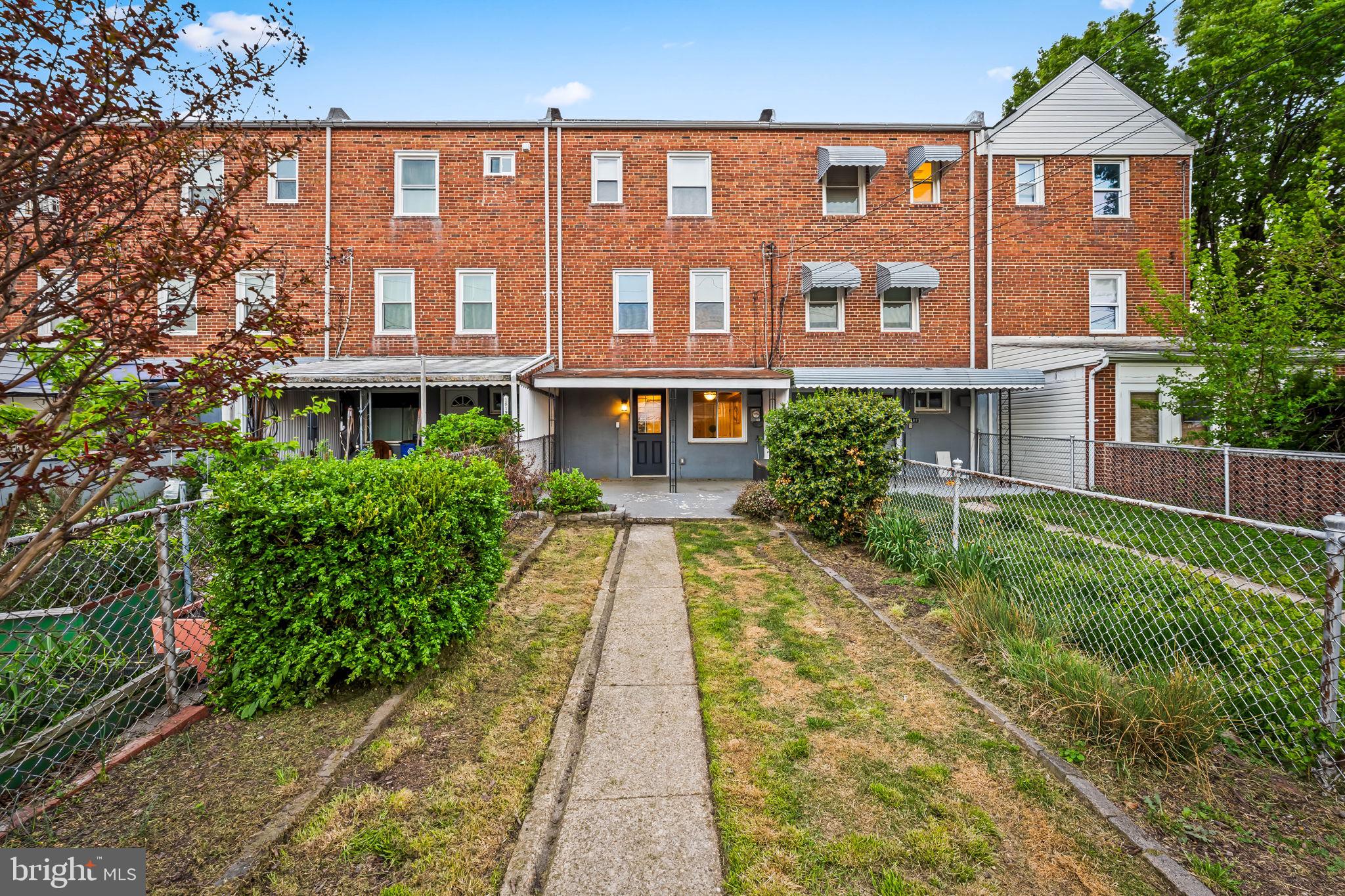 EASTFIELD - Residential